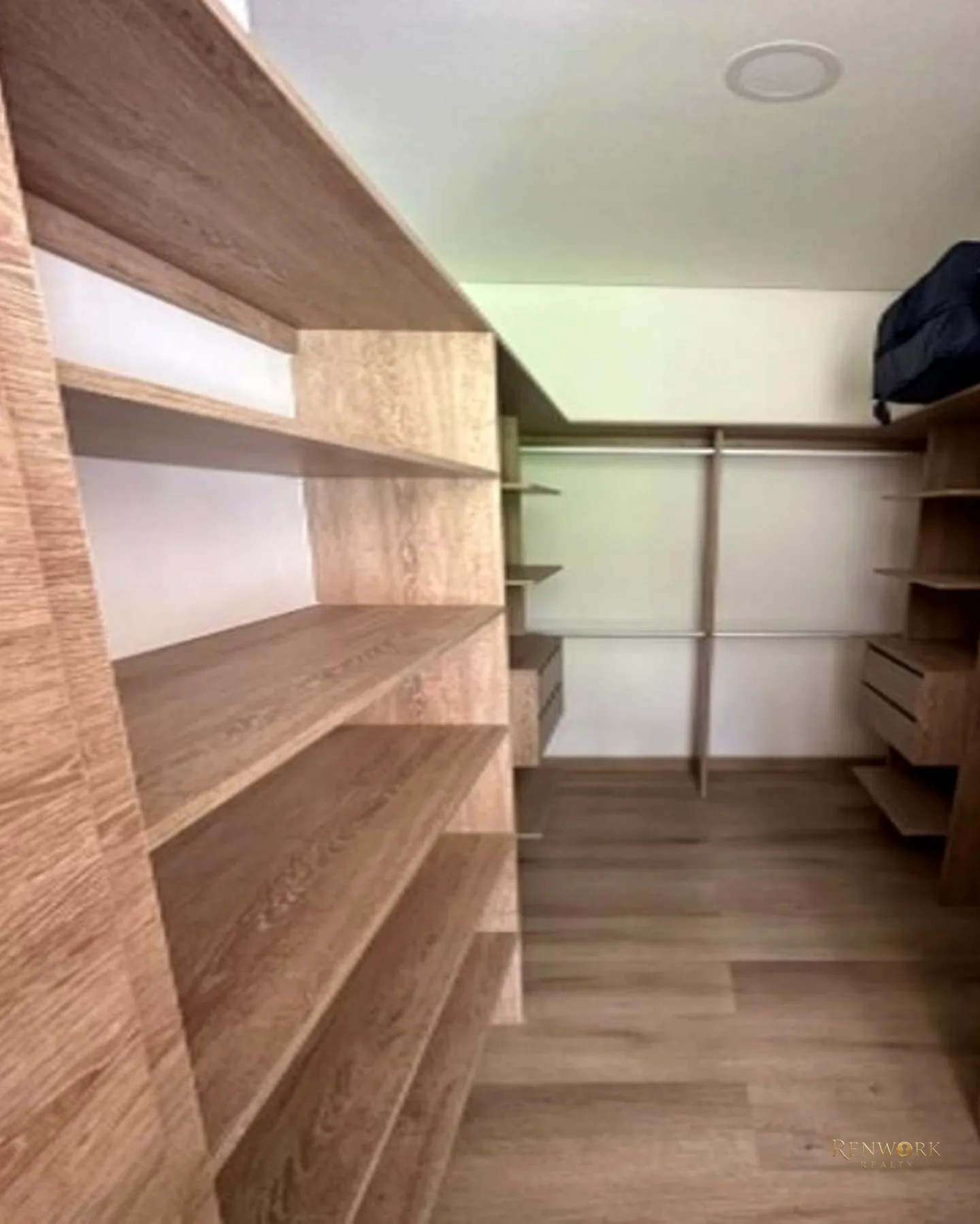 APARTAMENTO EN VENTA, LOMA DEL ESCOBERO, ENVIGADO. · foto 5