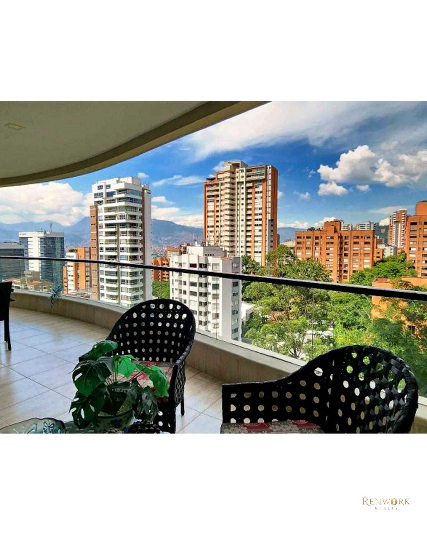 APARTAMENTO EN VENTA MEDELLÍN EL POBLADO. LOMA DE LOS GONZÁLEZ P. BAJA · foto 6