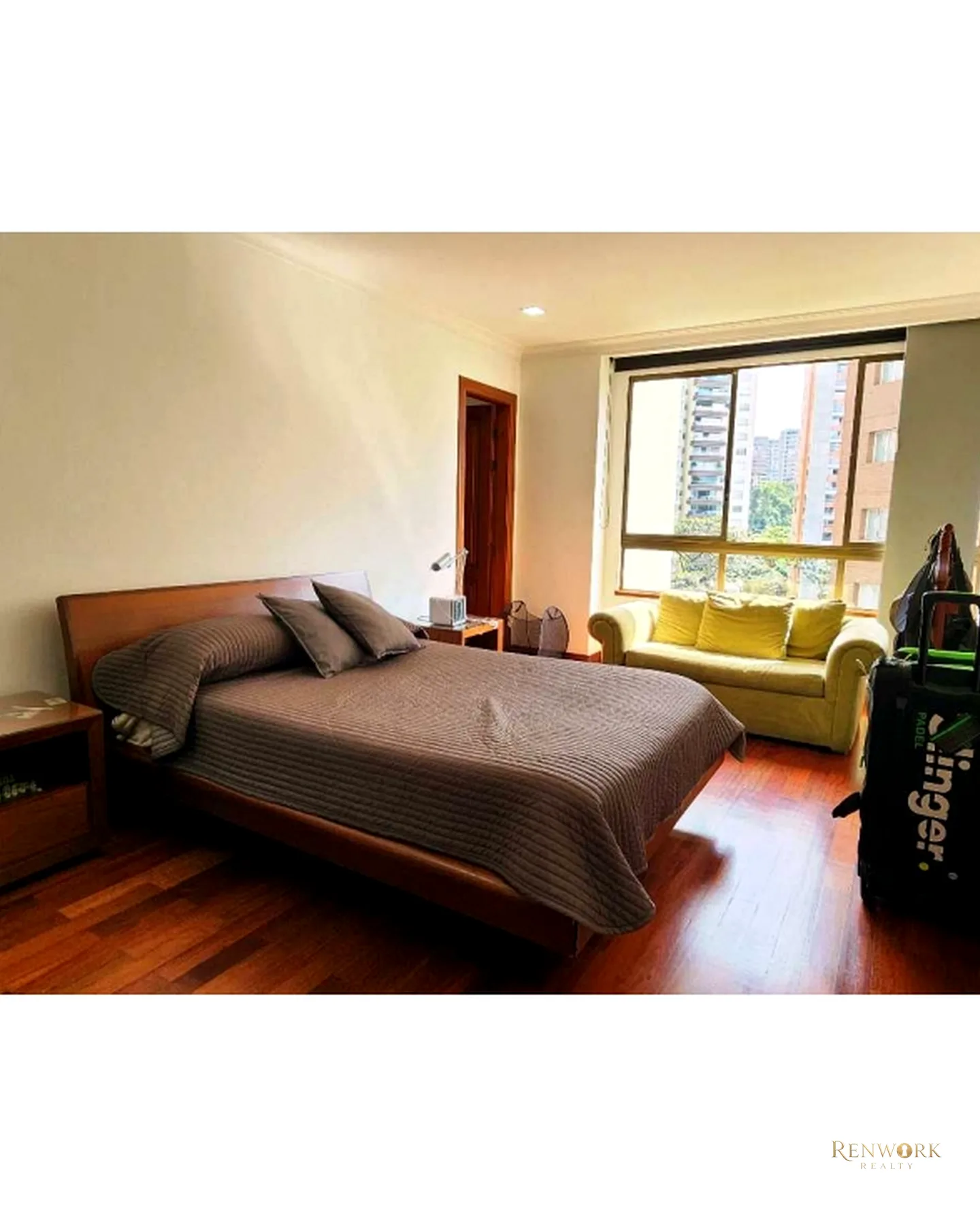 APARTAMENTO EN VENTA MEDELLÍN EL POBLADO. LOMA DE LOS GONZÁLEZ P. BAJA · foto 8