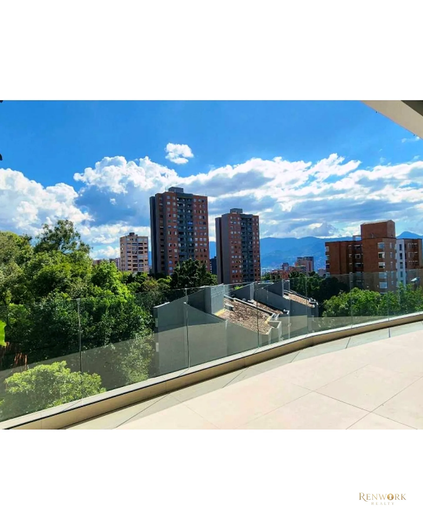 APARTAMENTO EN VENTA MEDELLÍN EL POBLADO PIAZZA BELLA · foto 14