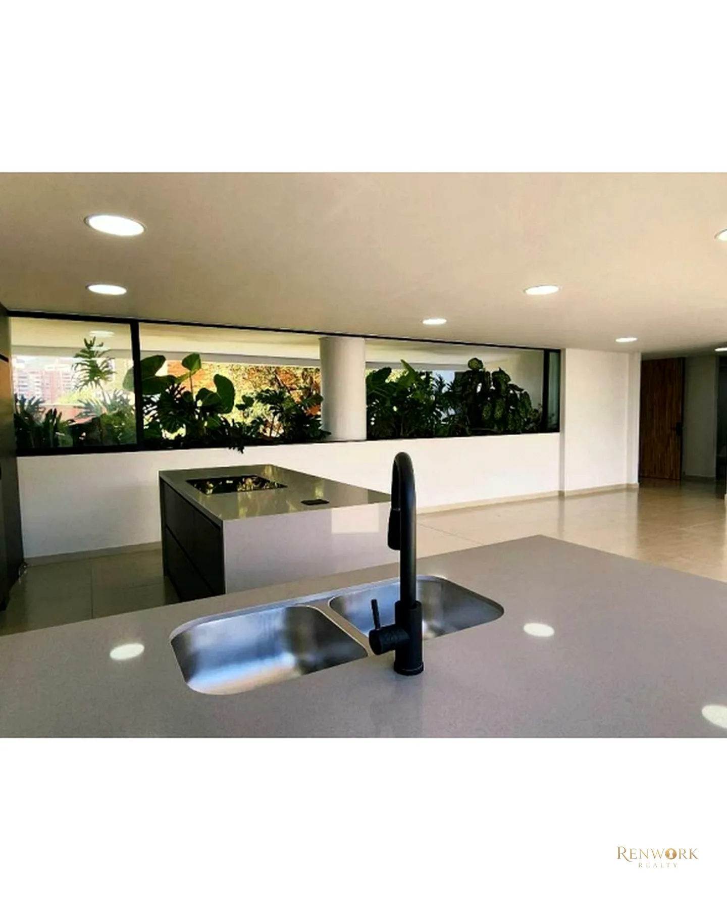 APARTAMENTO EN VENTA MEDELLÍN EL POBLADO PIAZZA BELLA · foto 4