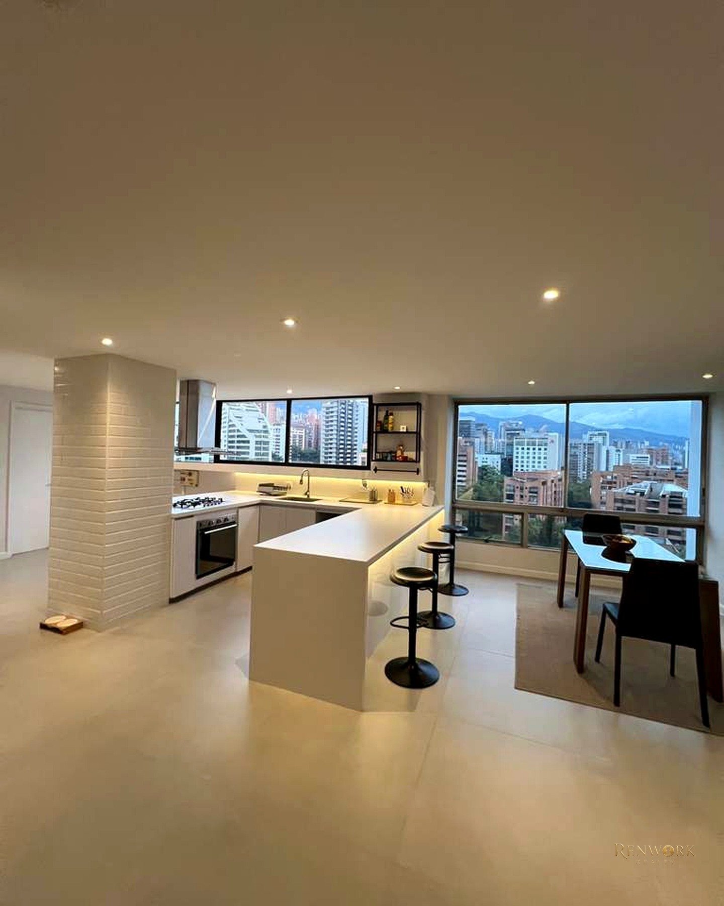 APARTAMENTO EN VENTA MEDELLÍN POBLADO, MILLA DE ORO · foto 8