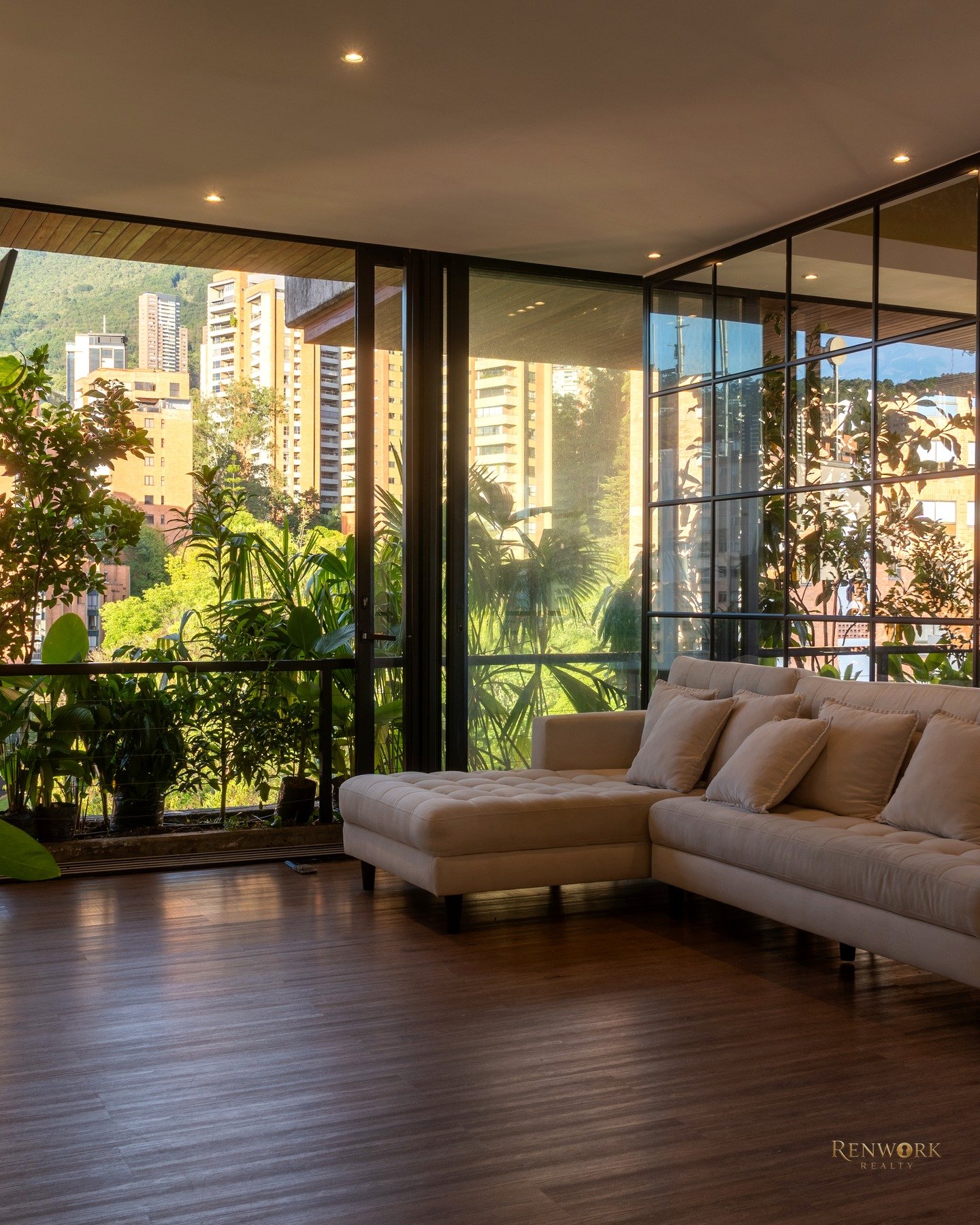 Vista de APARTAMENTO EN VENTA MEDELLÍN POBLADO SECTOR VIZCAYA
