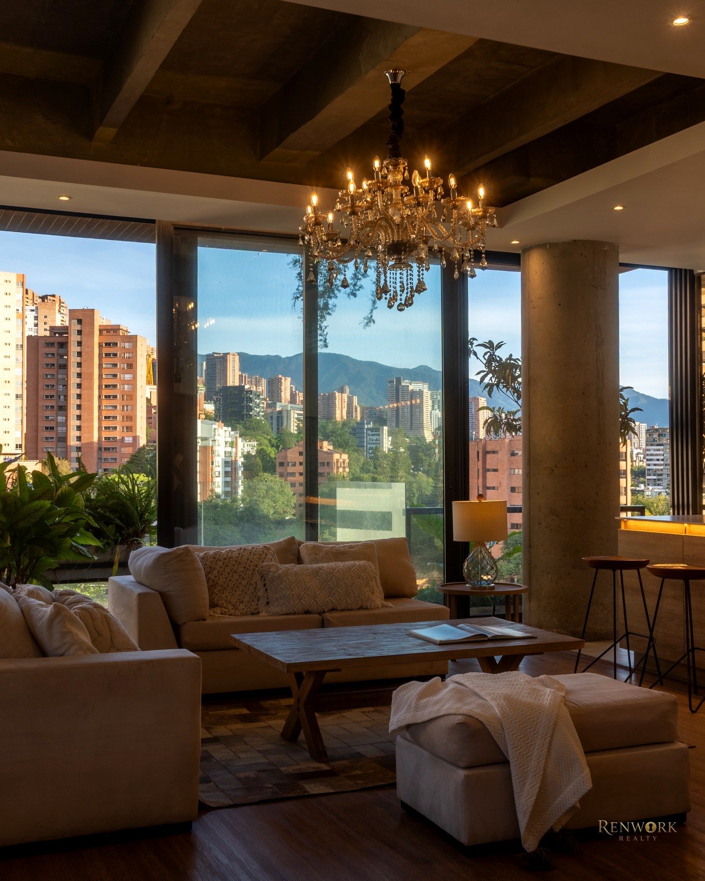 Vista de APARTAMENTO EN VENTA MEDELLÍN POBLADO SECTOR VIZCAYA