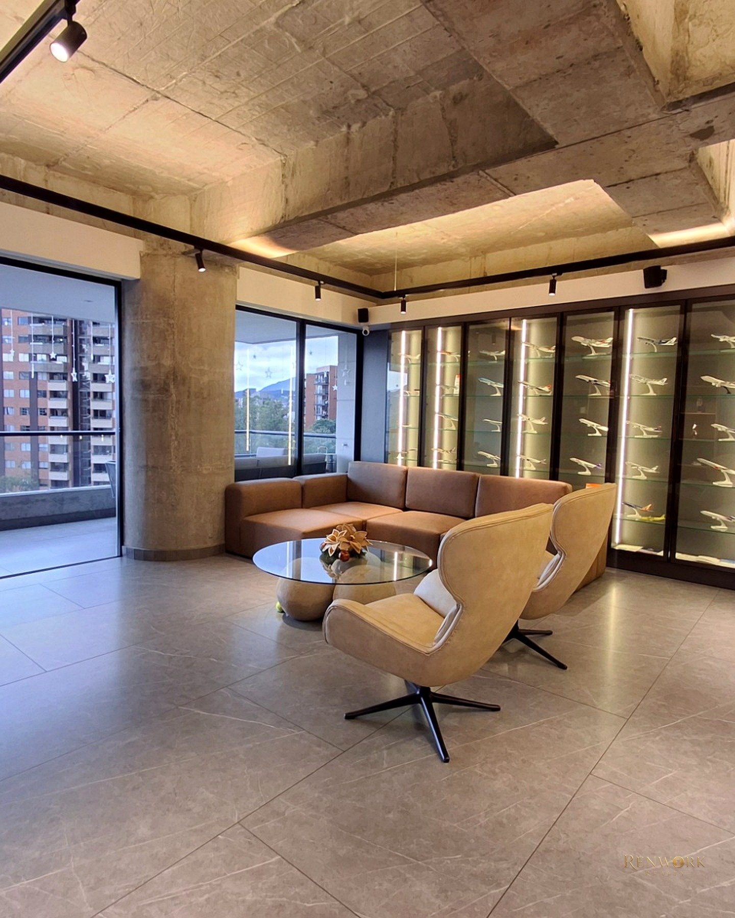 Vista de APARTAMENTO EN VENTA MEDELLÍN POBLADO TRANSVERSAL SUPERIOR CON BALSOS