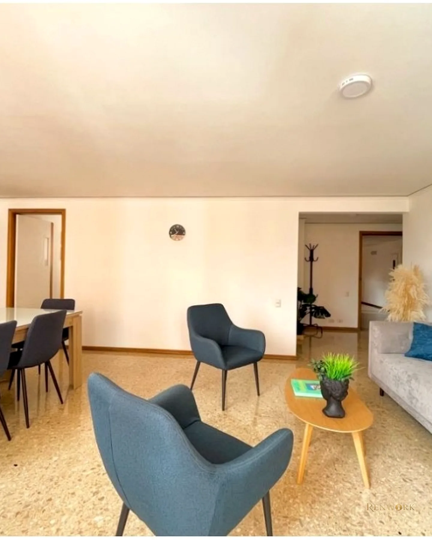 APARTAMENTO EN VENTA MILLA DE ORO PARA INVERSIONISTA RENTANDO · foto 5