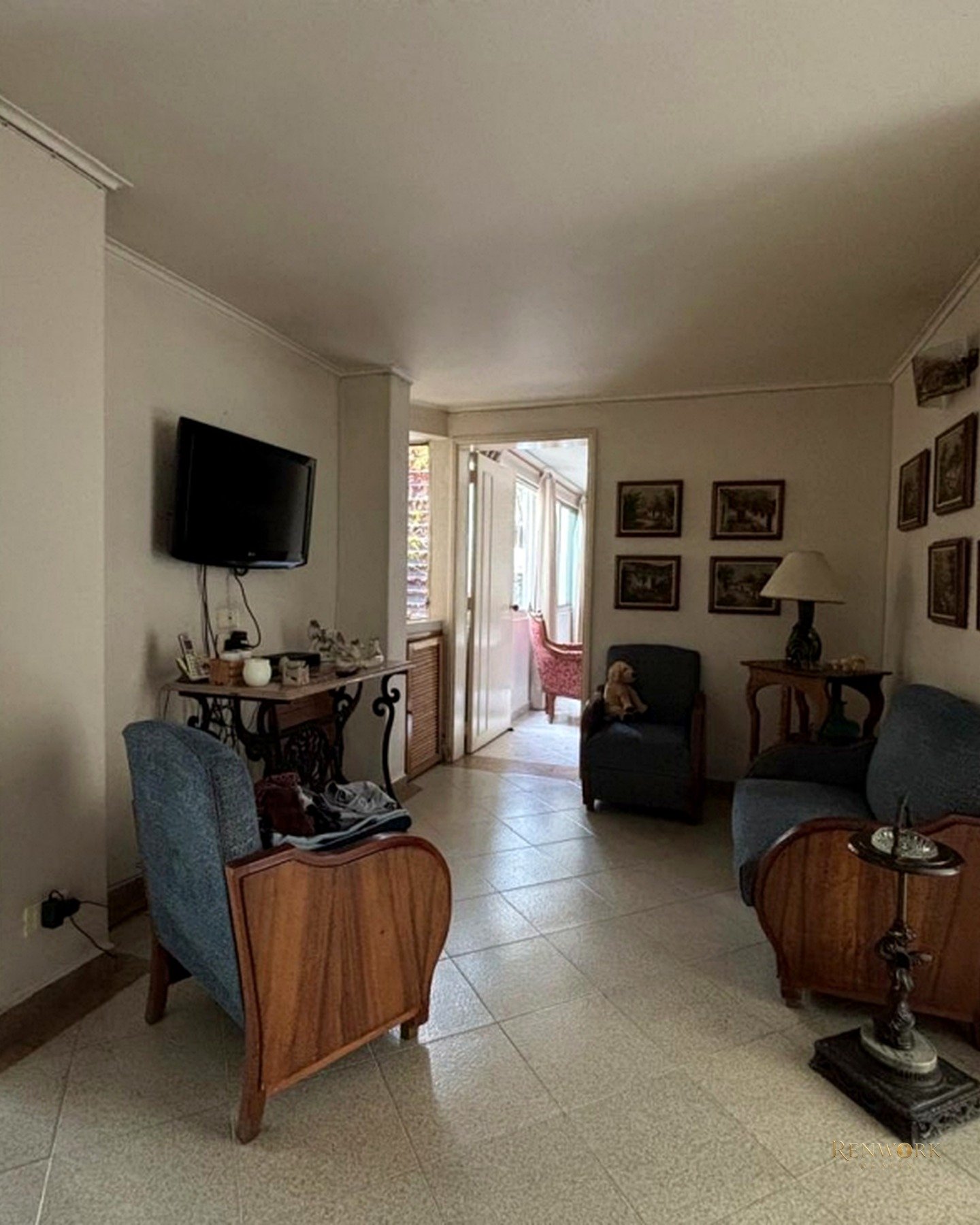 APARTAMENTO EN VENTA PARA REMODELAR, AGUACATALA, POBLADO. · foto 9