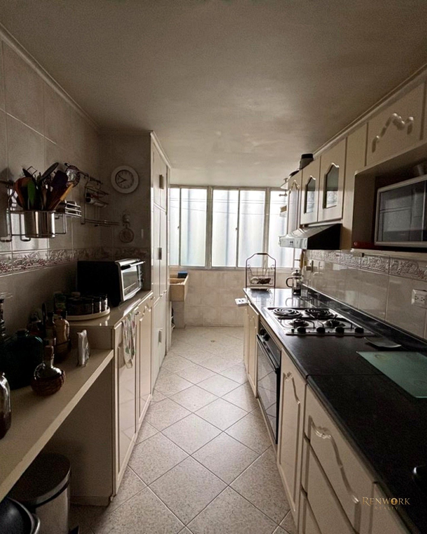 APARTAMENTO EN VENTA PARA REMODELAR, AGUACATALA, POBLADO. · foto 13