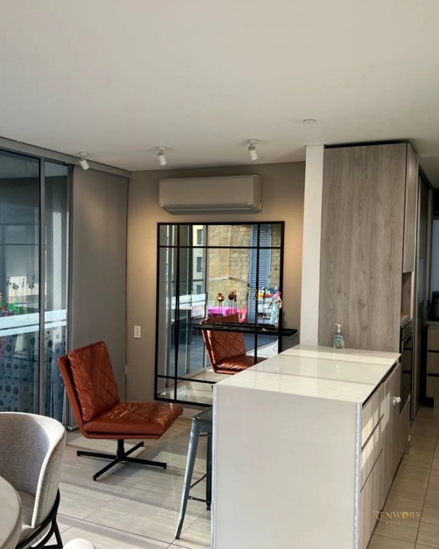 APARTAMENTO EN VENTA, POBLADO CASTROPOL 158M2 · foto 5