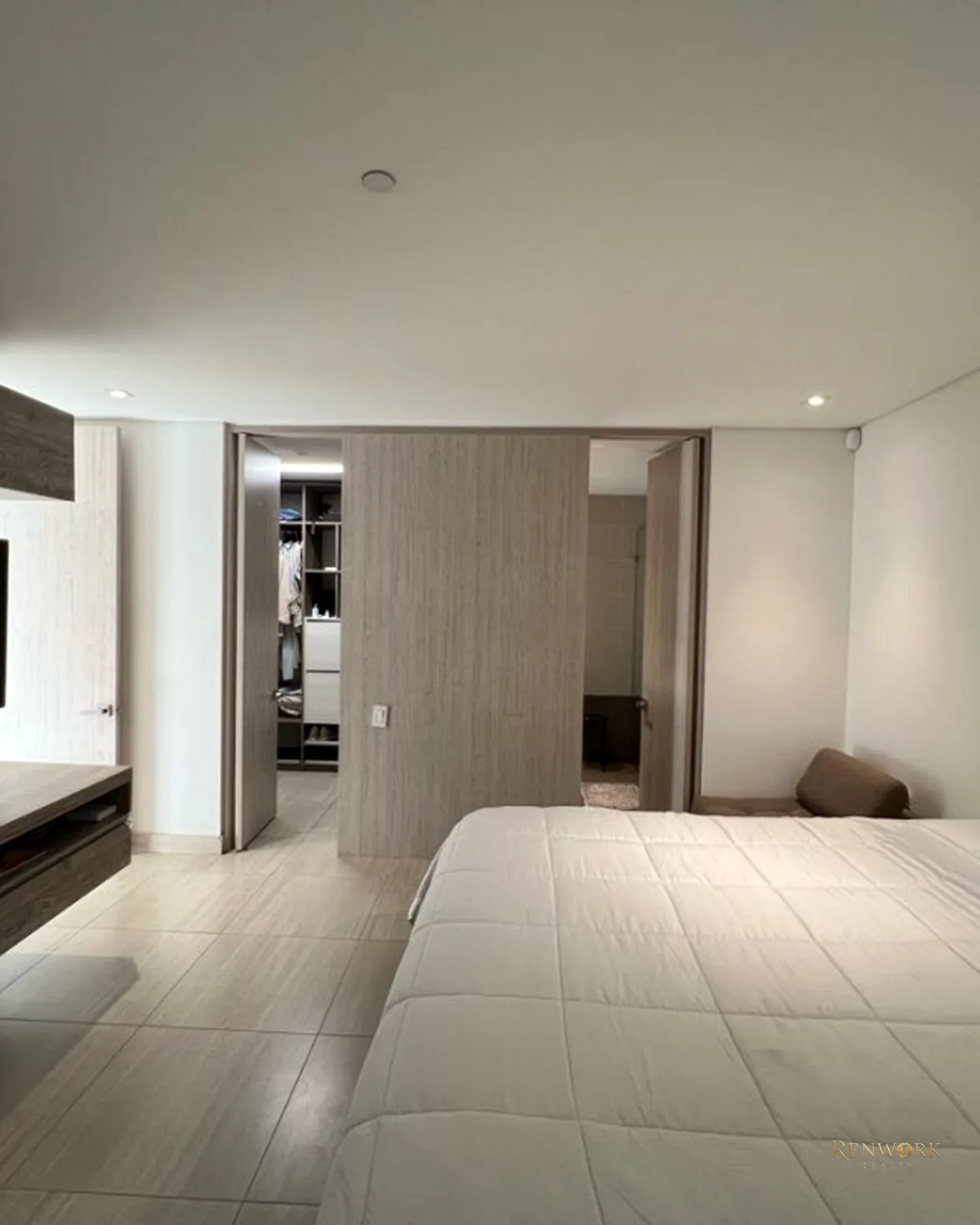 APARTAMENTO EN VENTA, POBLADO CASTROPOL 158M2 · foto 18