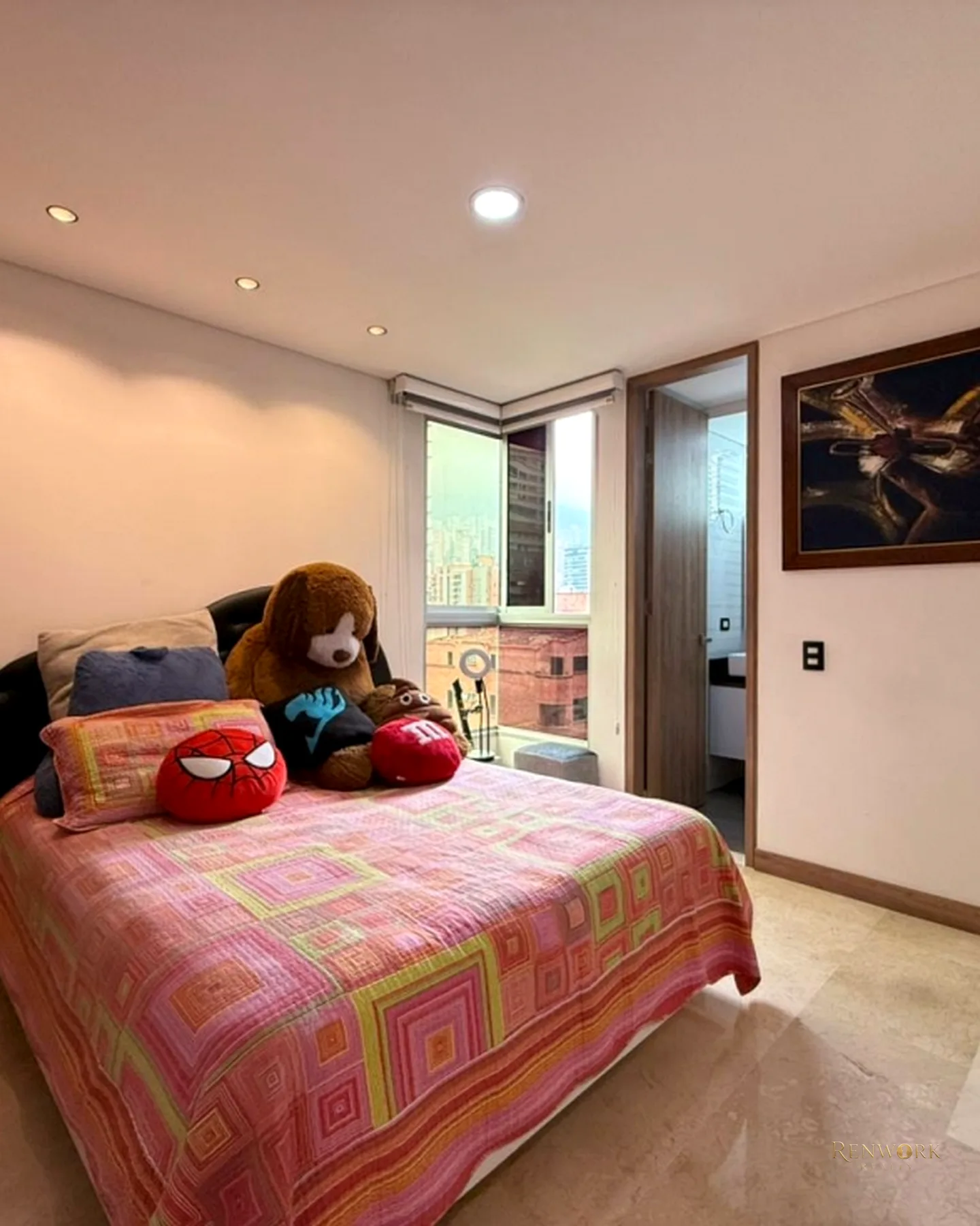 APARTAMENTO EN VENTA POBLADO -CASTROPOL · foto 16