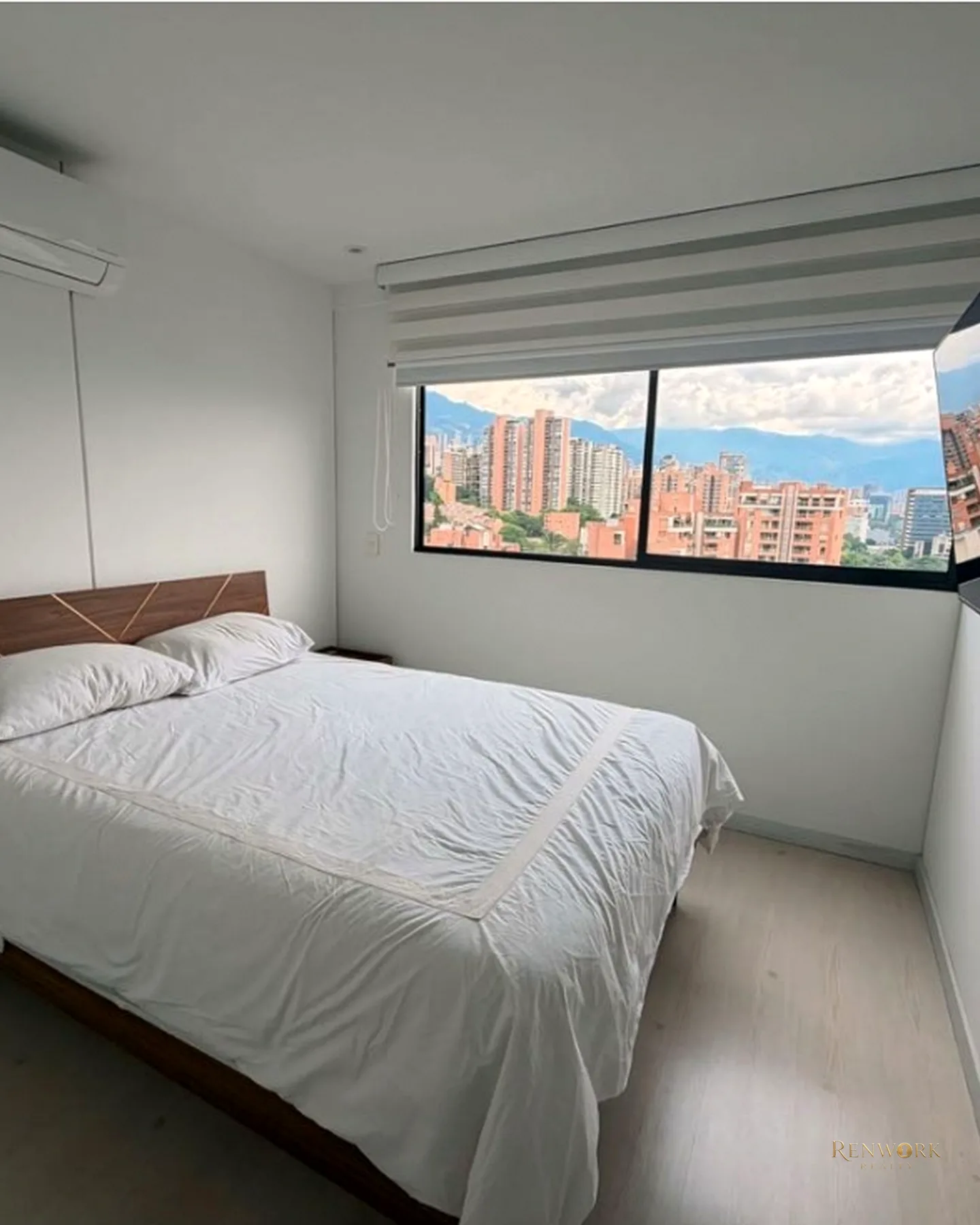 APARTAMENTO EN VENTA - POBLADO, CASTROPOL · foto 8