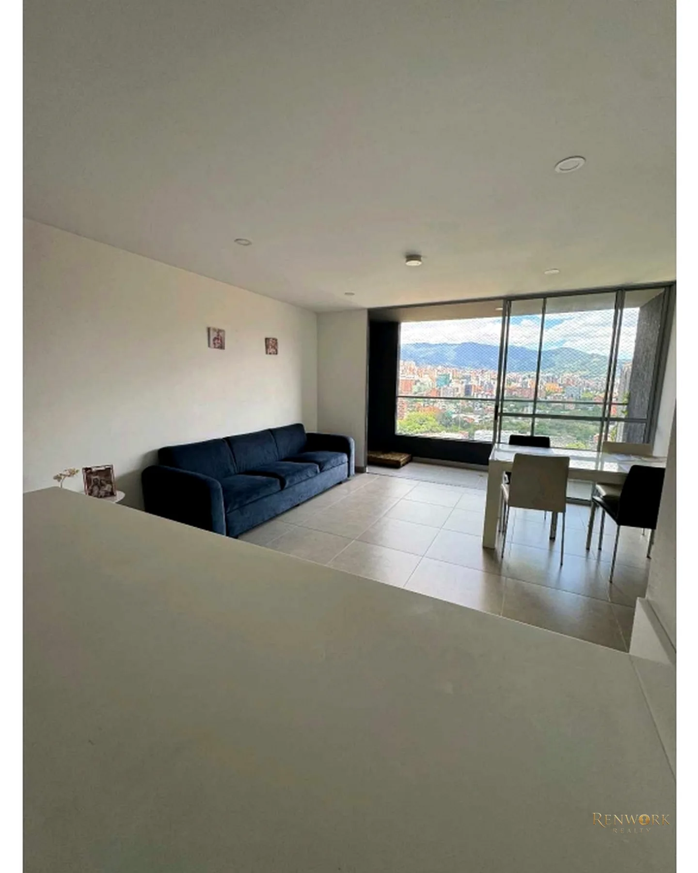 APARTAMENTO EN VENTA POBLADO CIUDAD DEL RÍO · foto 3