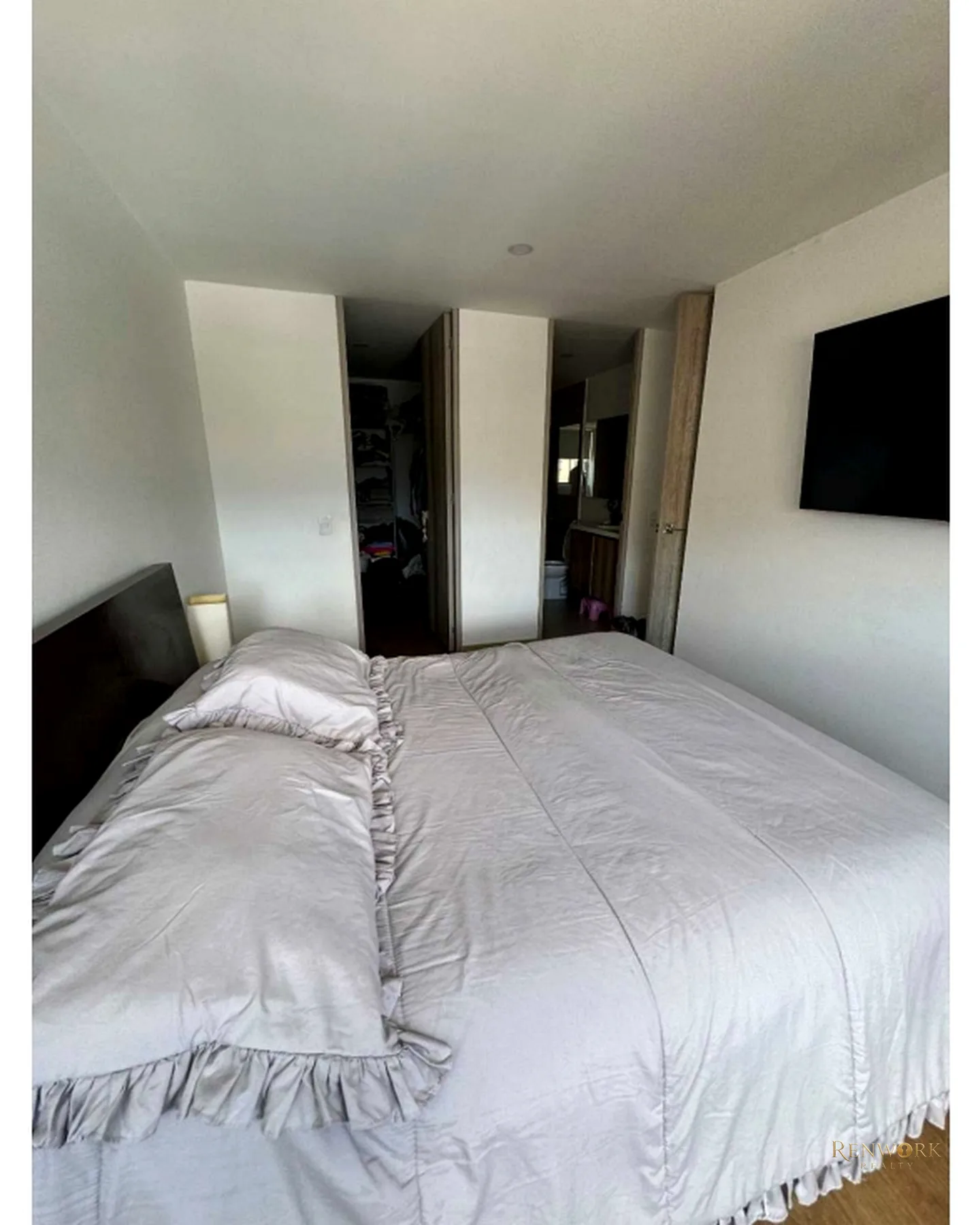 APARTAMENTO EN VENTA POBLADO CIUDAD DEL RÍO · foto 16
