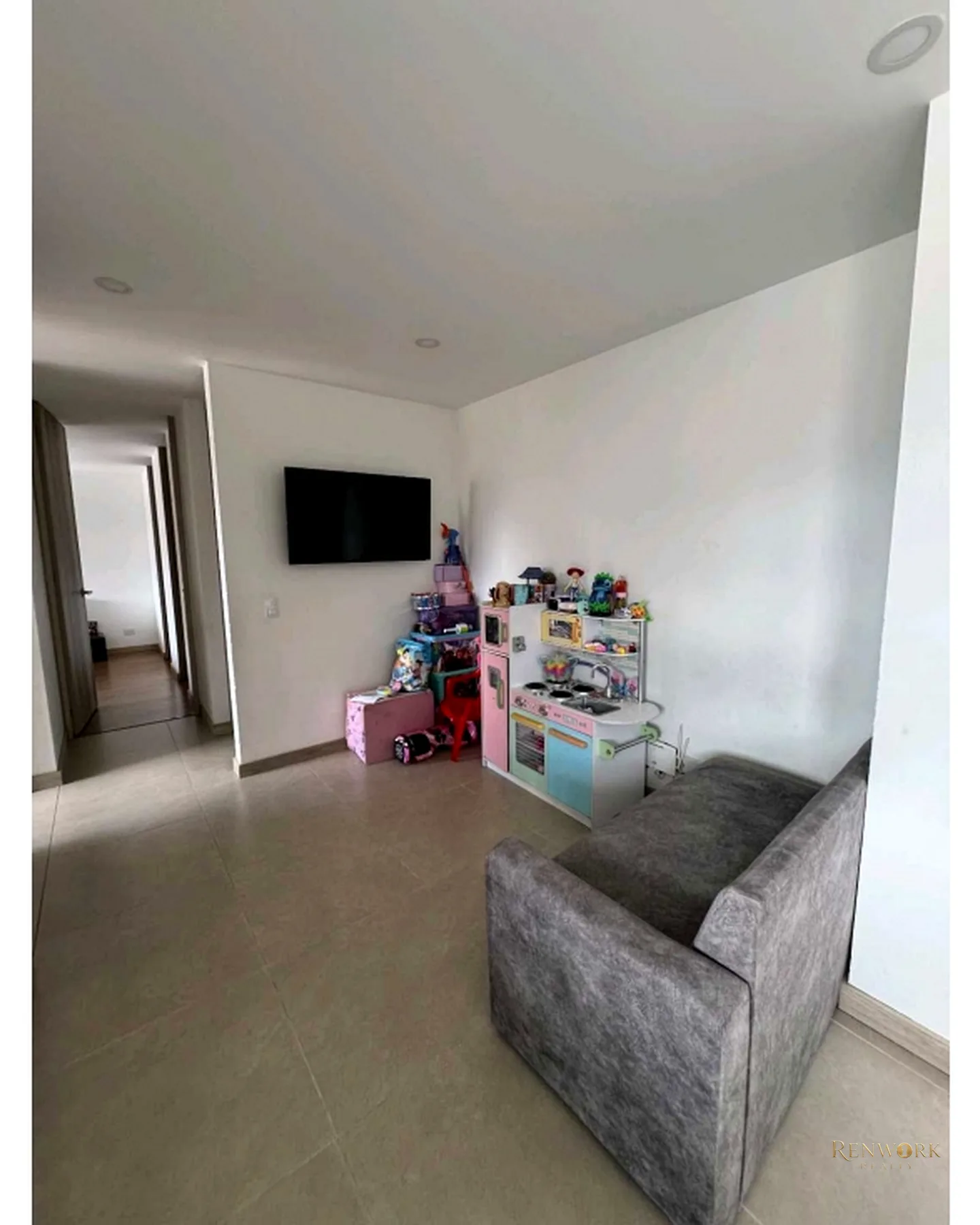 APARTAMENTO EN VENTA POBLADO CIUDAD DEL RÍO · foto 8