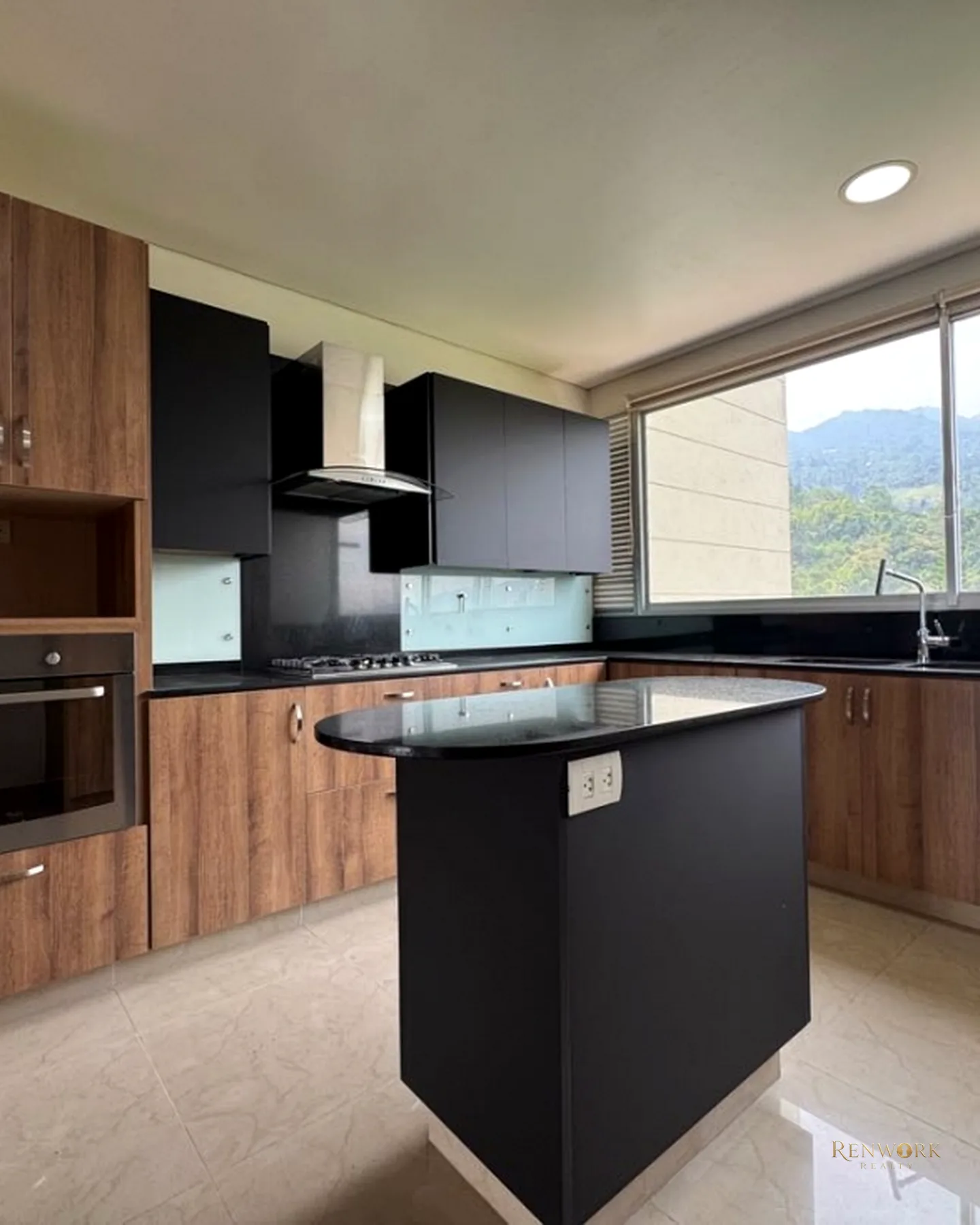APARTAMENTO EN VENTA POBLADO EL TESORO · foto 4