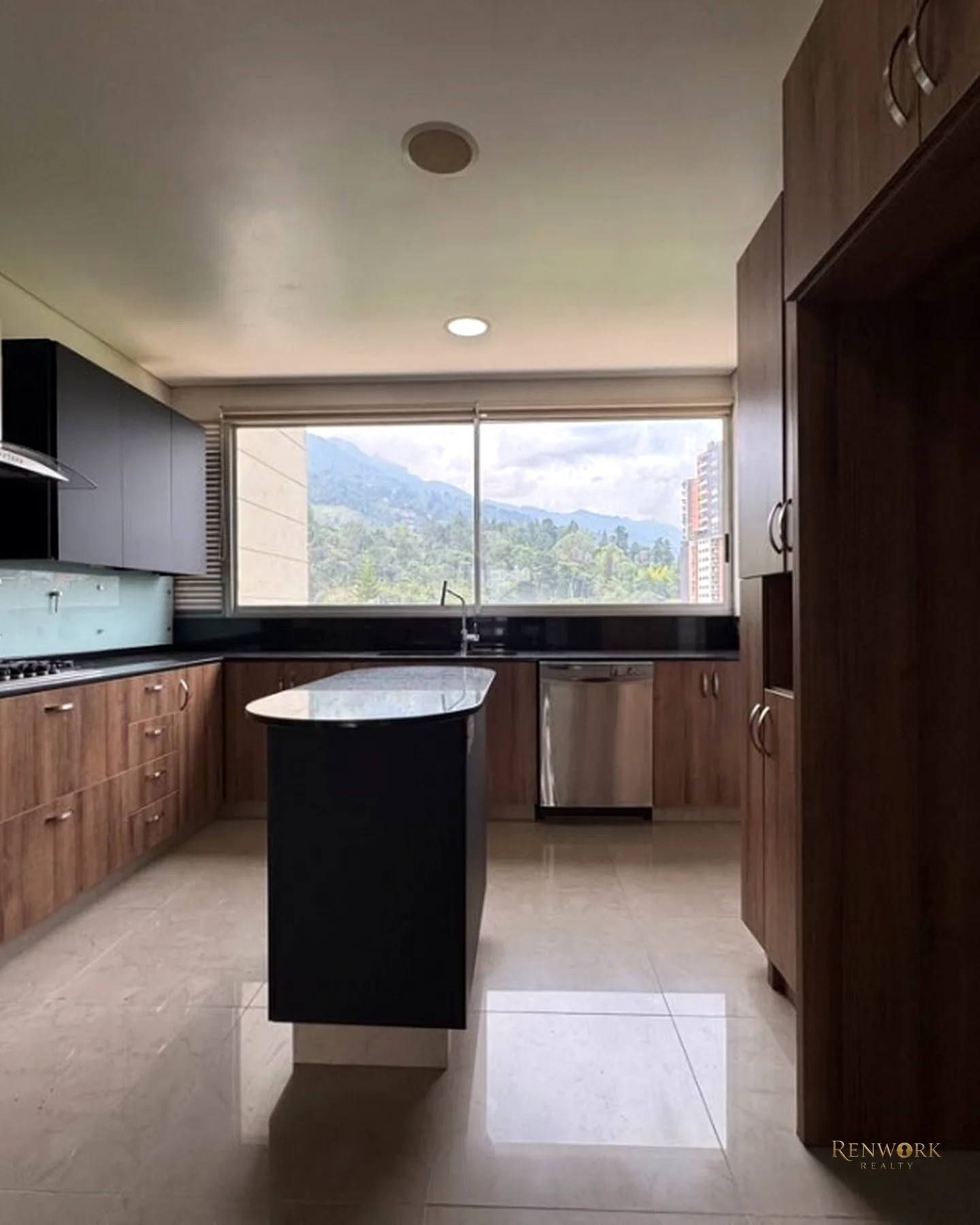 APARTAMENTO EN VENTA POBLADO EL TESORO · foto 8