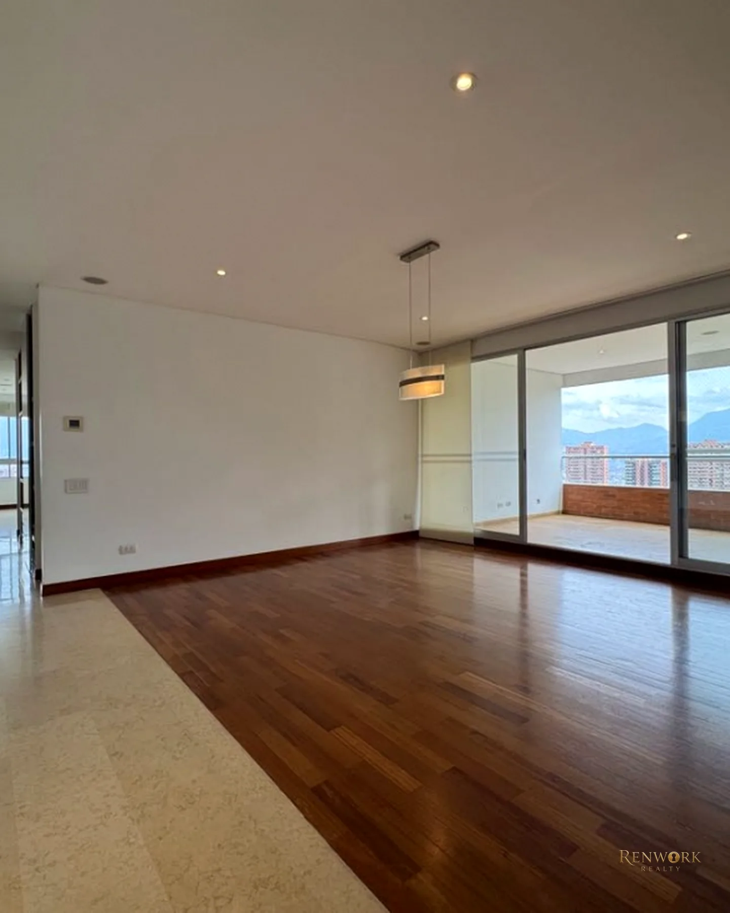 APARTAMENTO EN VENTA POBLADO EL TESORO · foto 2