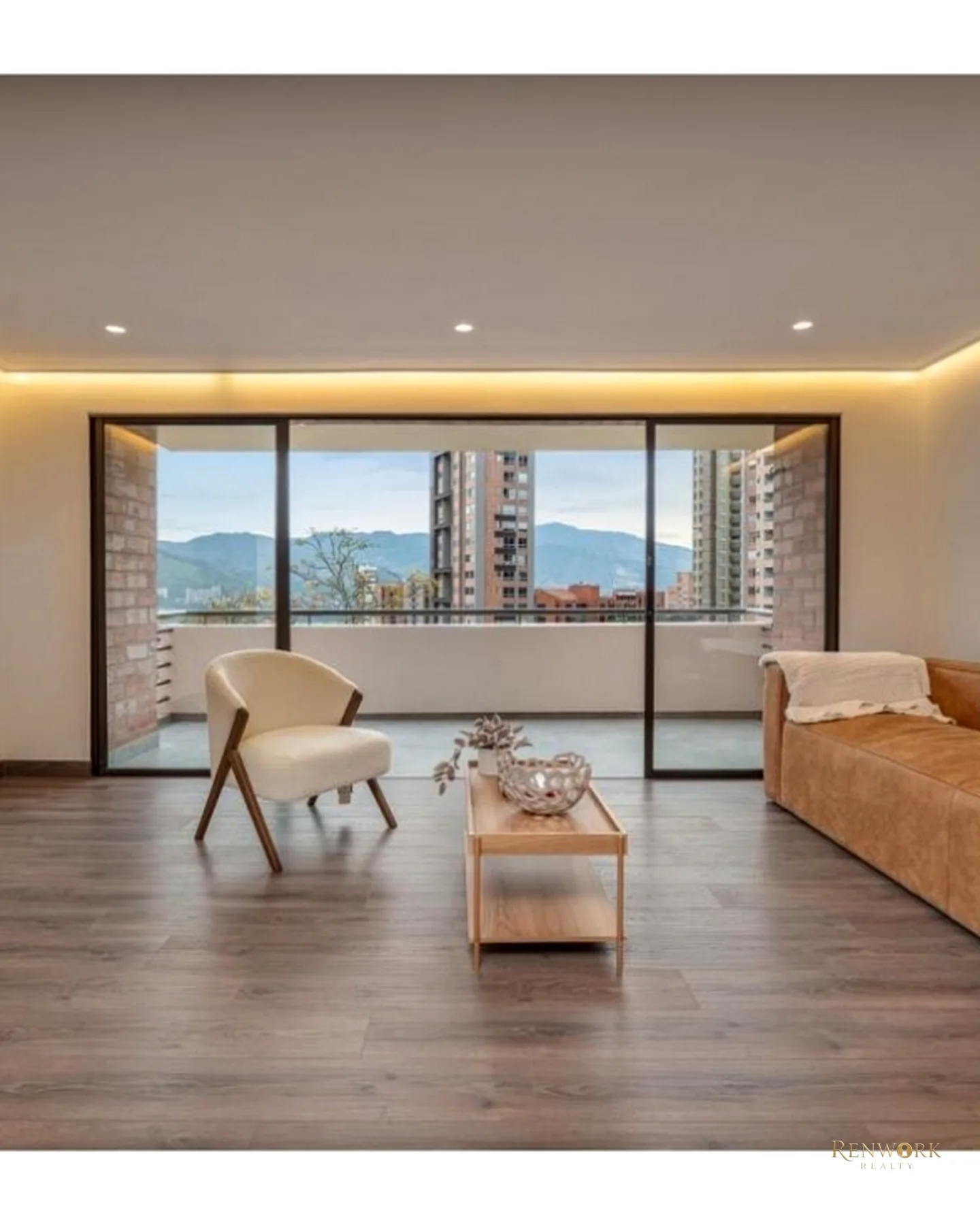 APARTAMENTO EN VENTA POBLADO LALINDE · foto 2