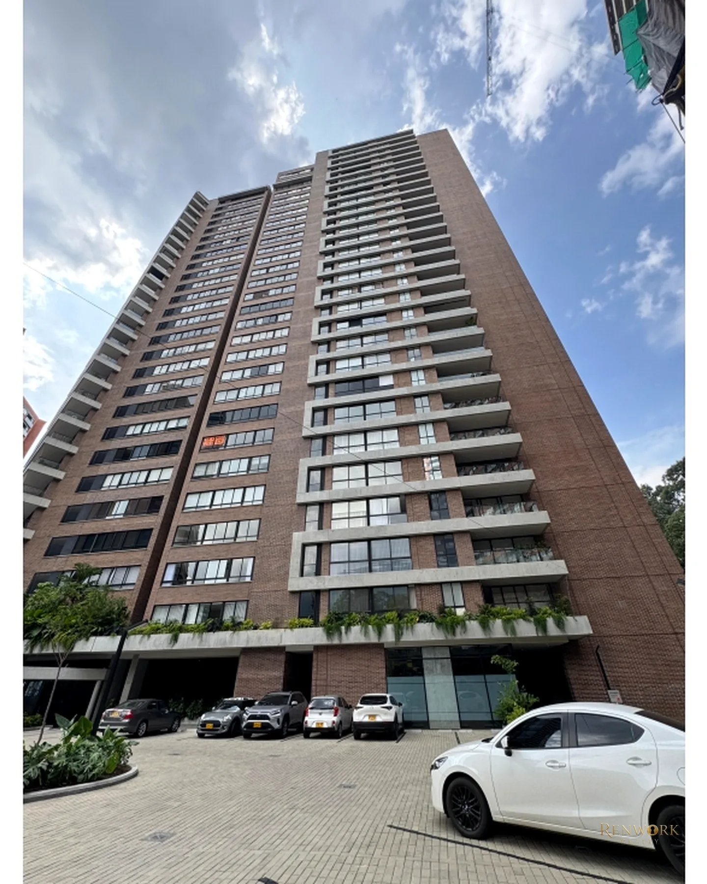 APARTAMENTO EN VENTA POBLADO PARA ESTRENAR SECTOR PADRE MARIANITO · foto 17