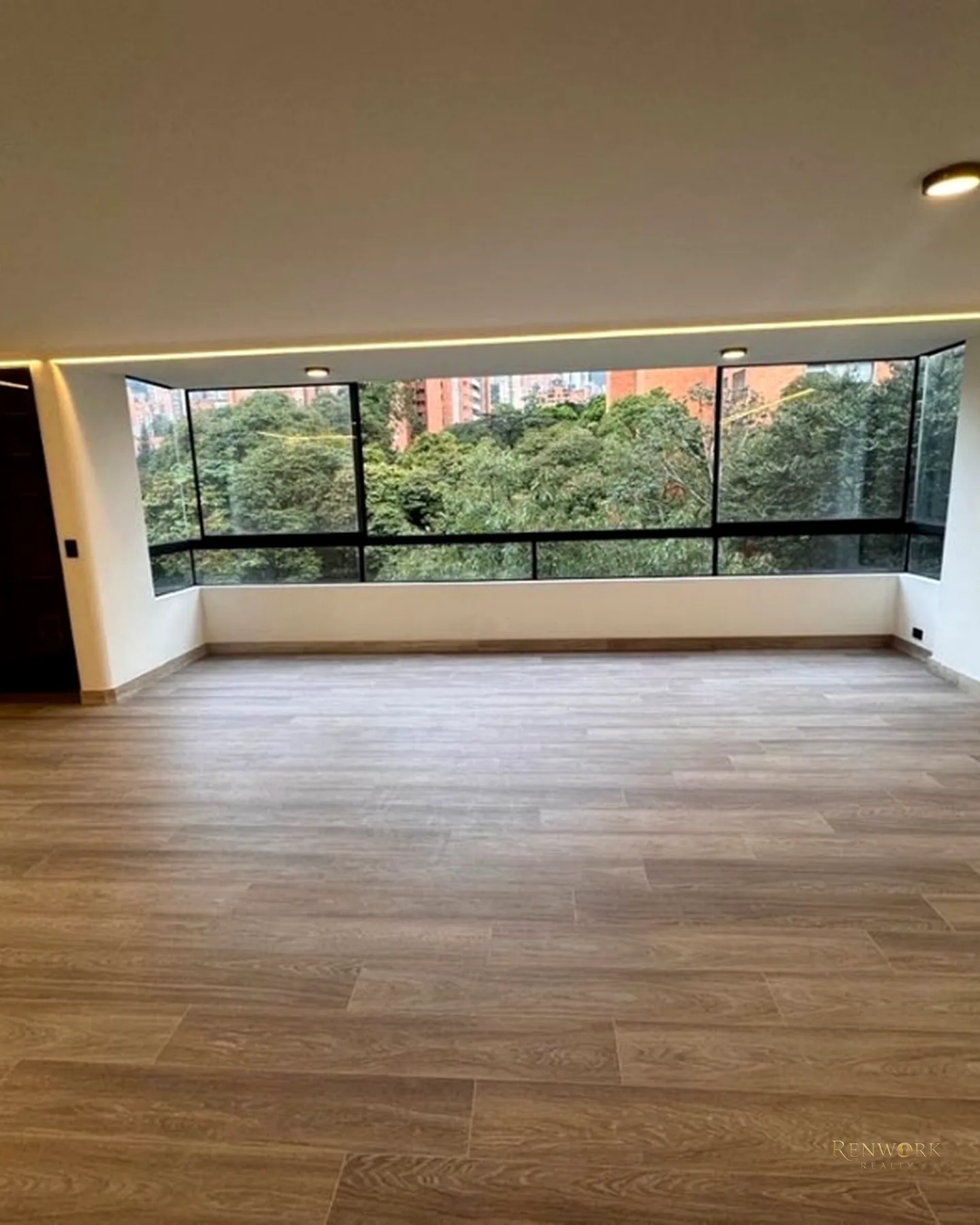APARTAMENTO EN VENTA POBLADO SECTOR TOMATERA · foto 4