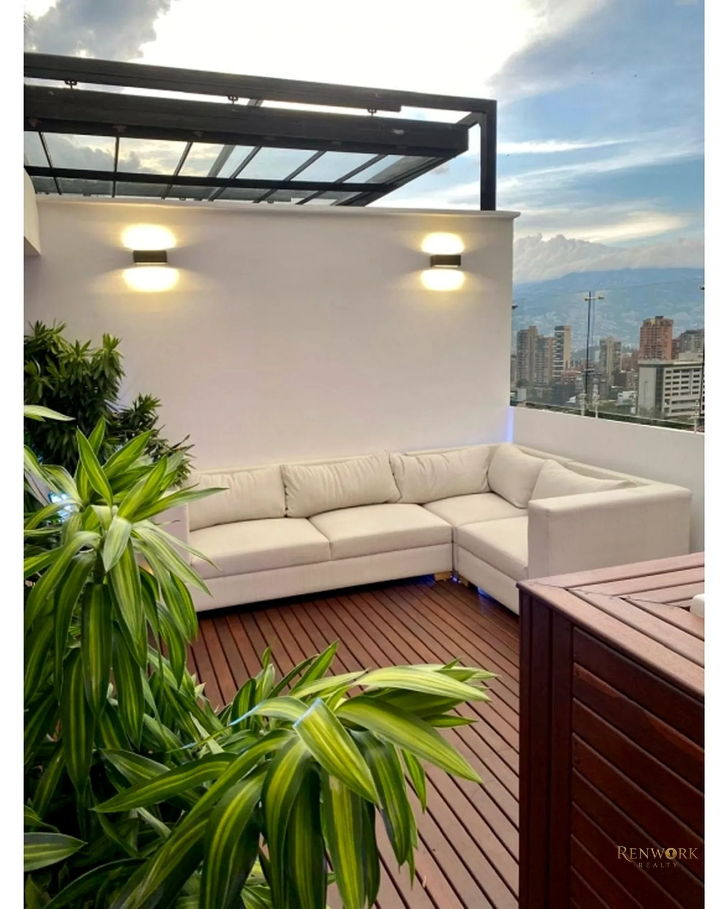 APARTAMENTO EN VENTA PROVENZA EL POBLADO MEDELLIN · foto 10