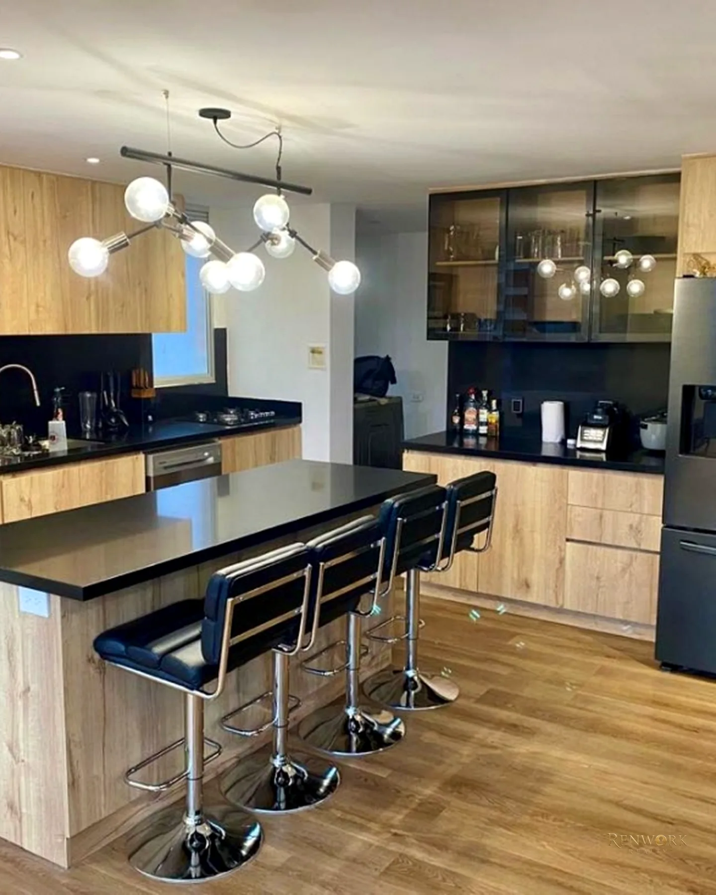APARTAMENTO EN VENTA PROVENZA EL POBLADO MEDELLIN · foto 3