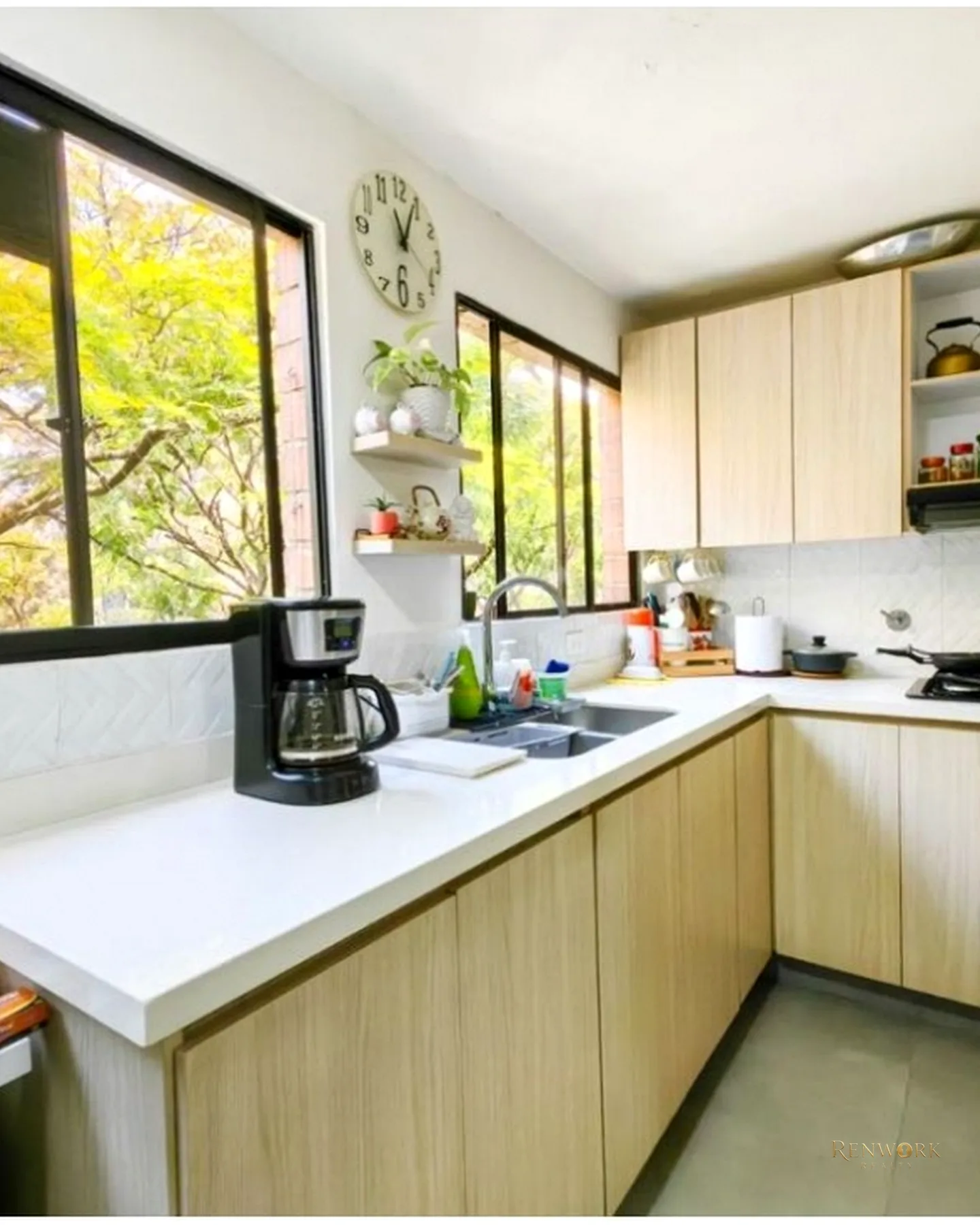 APARTAMENTO EN VENTA REMODELADO CONQUISTADORES · foto 7
