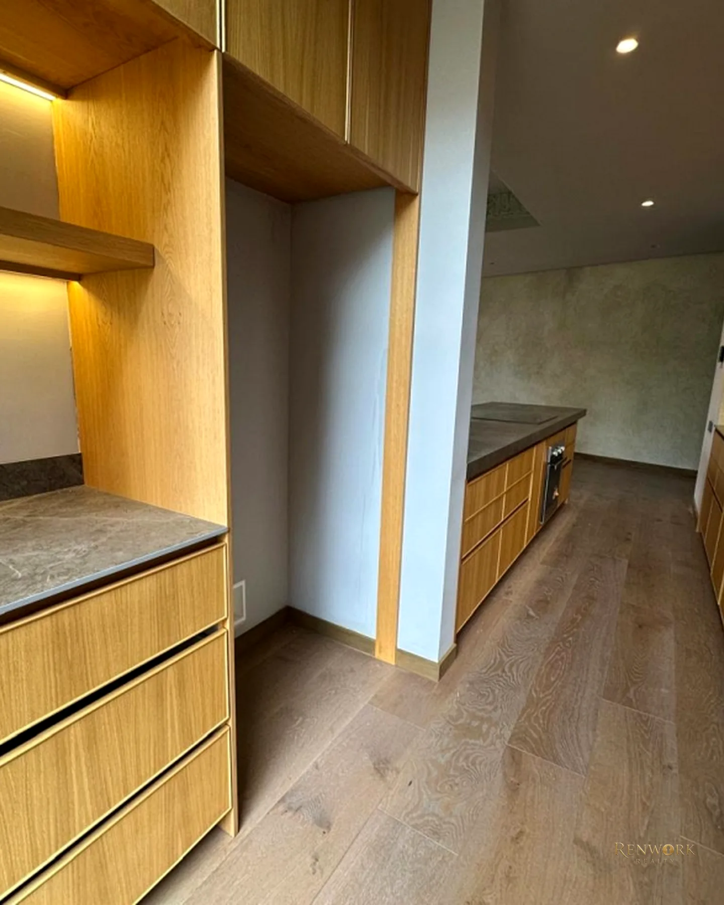 APARTAMENTO EN VENTA/RENTA EN EL POBLADO, MEDELLÍN · foto 13