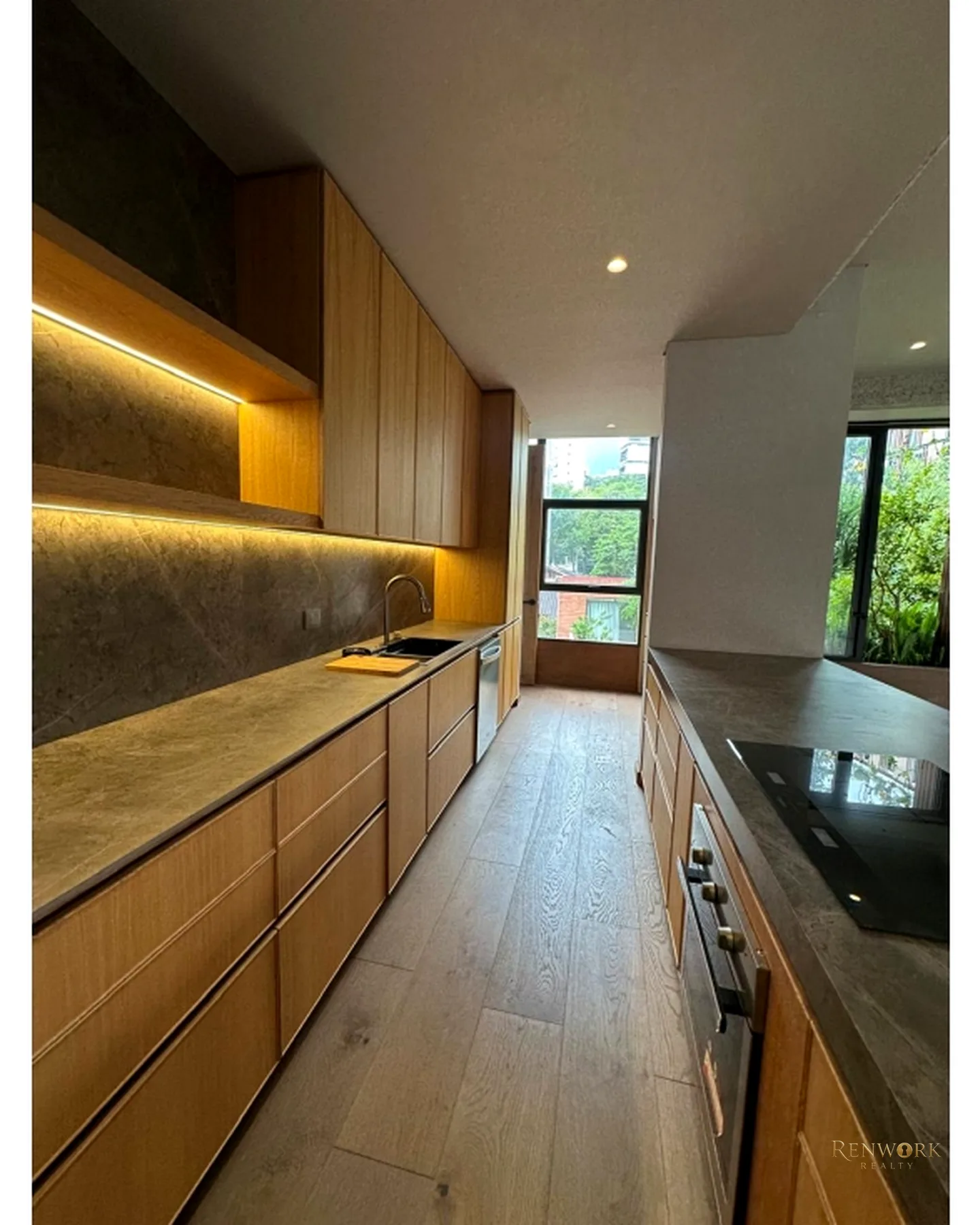 APARTAMENTO EN VENTA/RENTA EN EL POBLADO, MEDELLÍN · foto 5