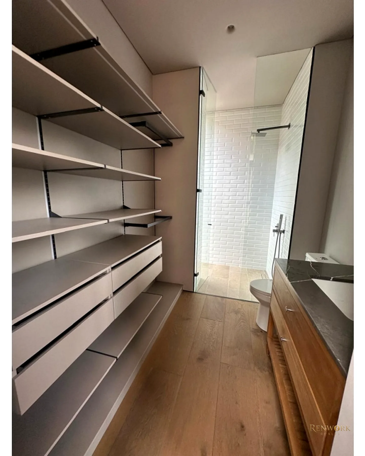 APARTAMENTO EN VENTA/RENTA EN EL POBLADO, MEDELLÍN · foto 15