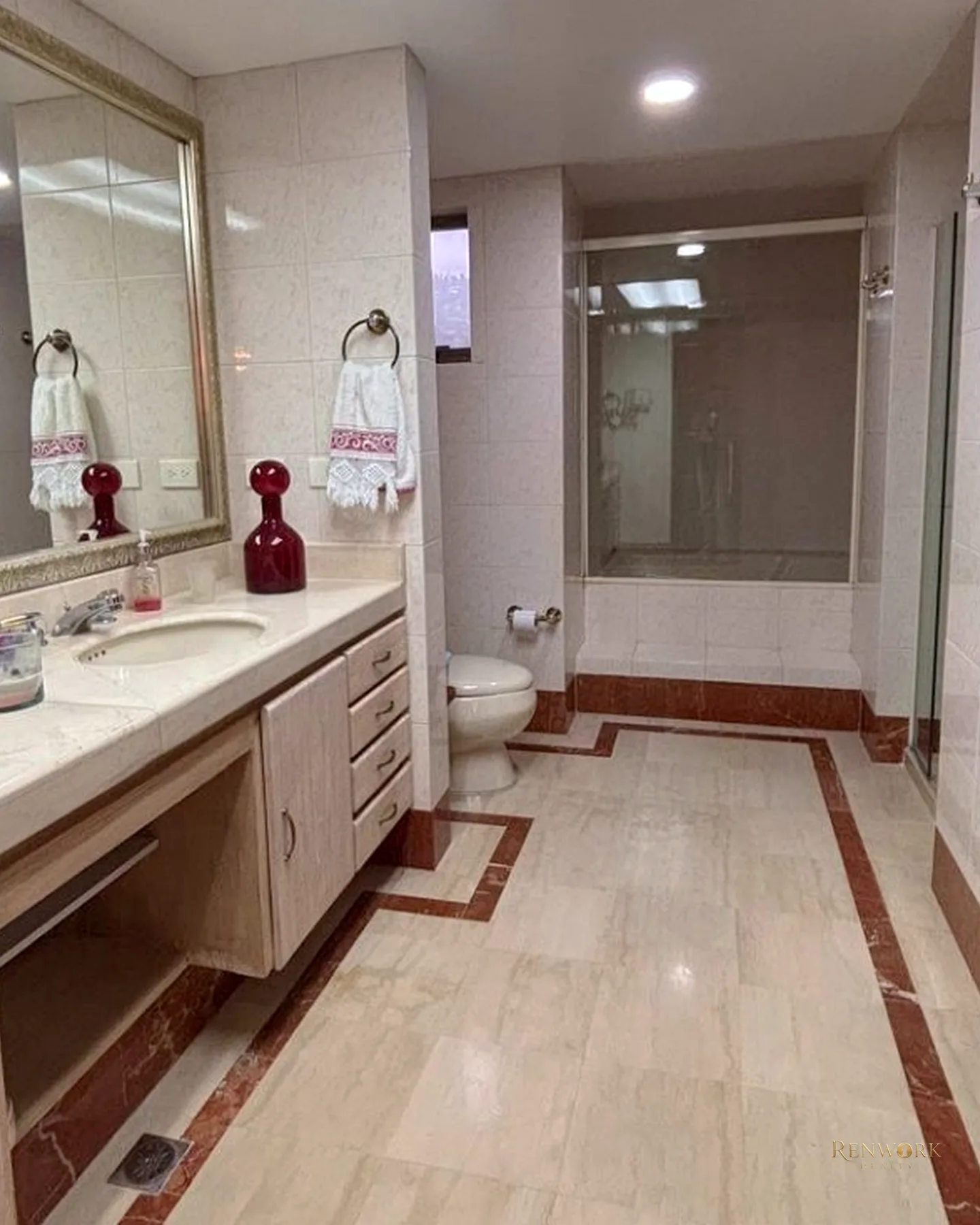 APARTAMENTO EN VENTA SECTOR LALINDE EL POBLADO ANTIOQUIA · foto 18
