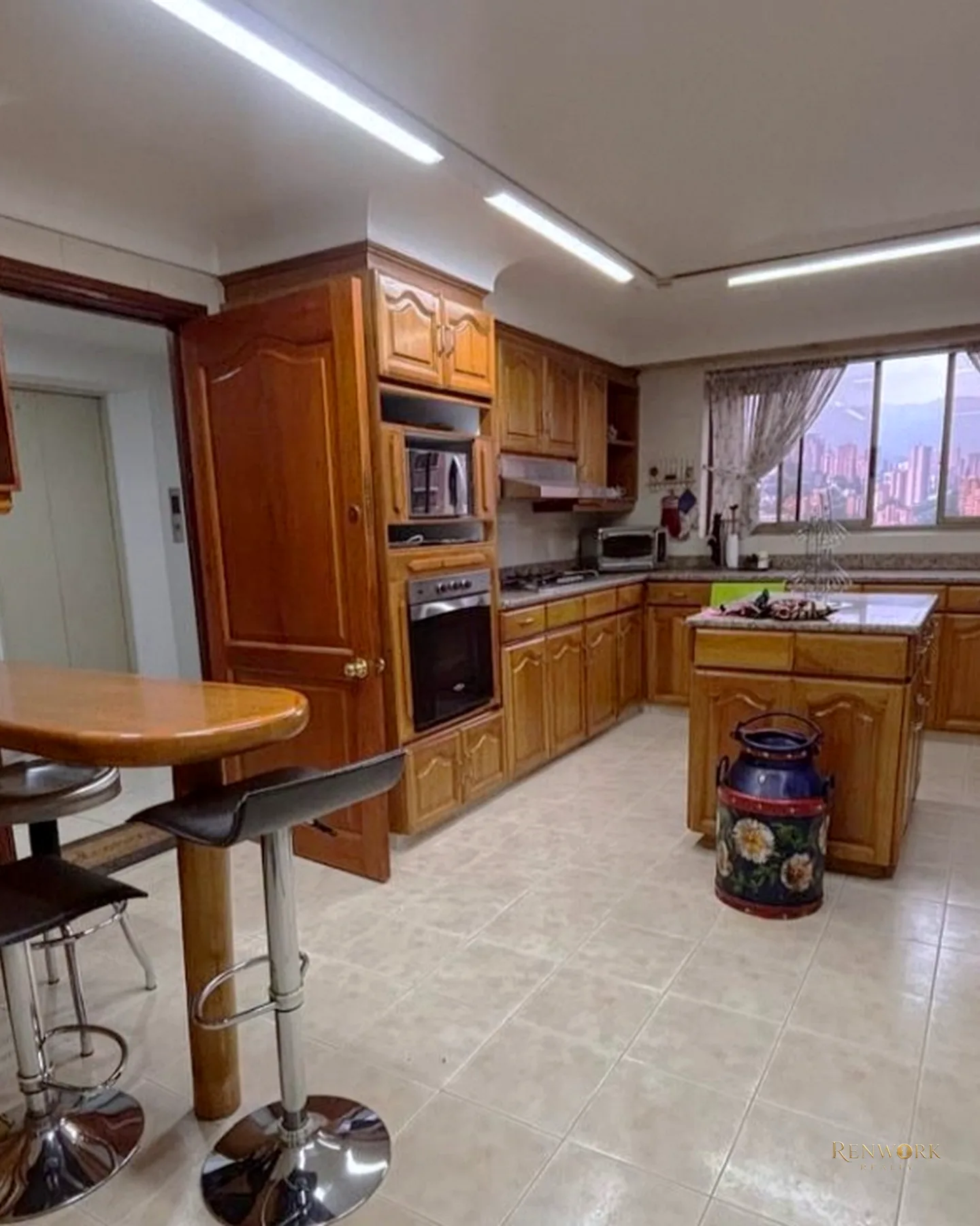 APARTAMENTO EN VENTA SECTOR LALINDE EL POBLADO ANTIOQUIA · foto 6