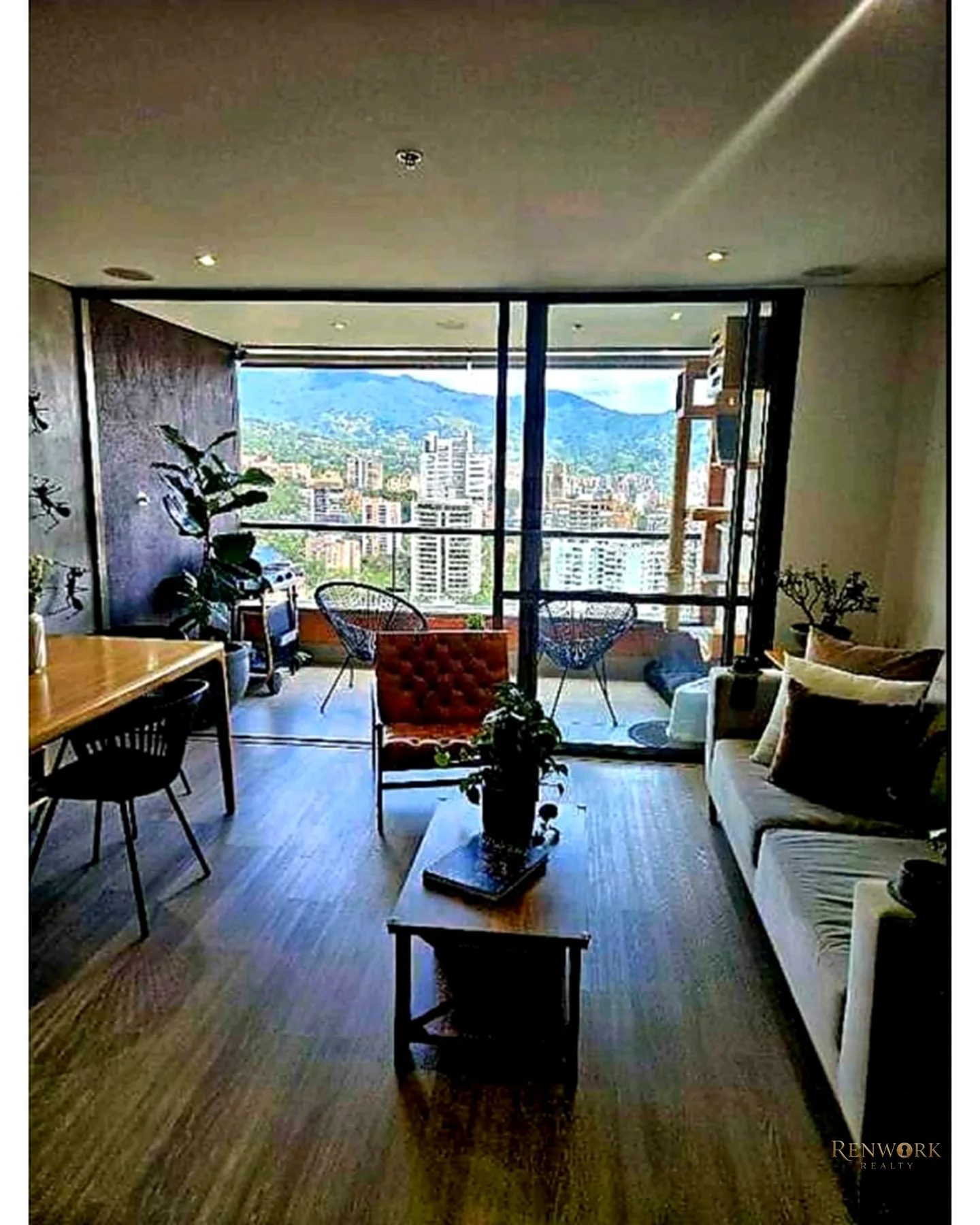 APARTAMENTO EN VENTA SECTOR TESORO POBLADO MEDELLÍN · foto 4