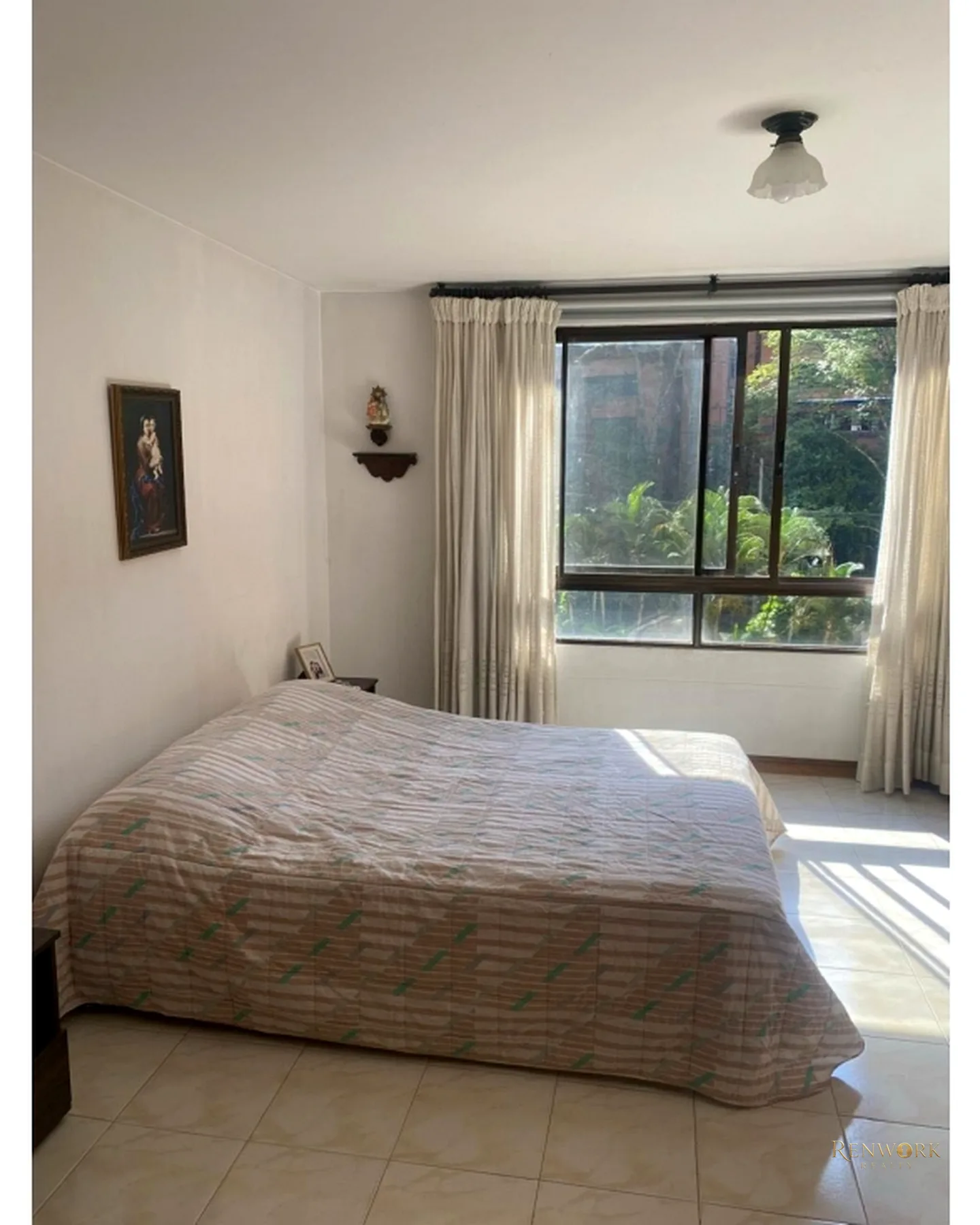 APARTAMENTO EN VENTA TRV.INFERIOR/LOMA DEL TESORO, EL POBLADO · foto 5