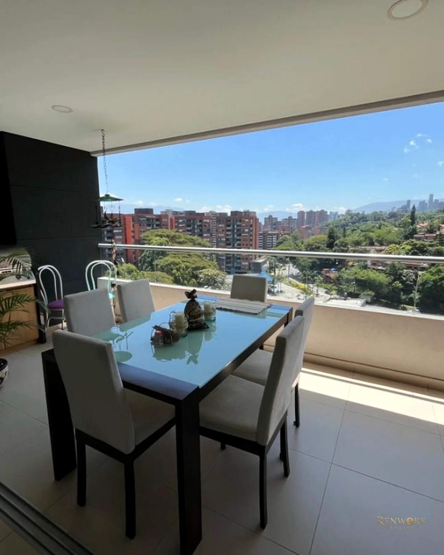 APARTAMENTO ENVIGADO 150 MT/ 3 ALCOBAS CON BAÑO+SER · foto 3