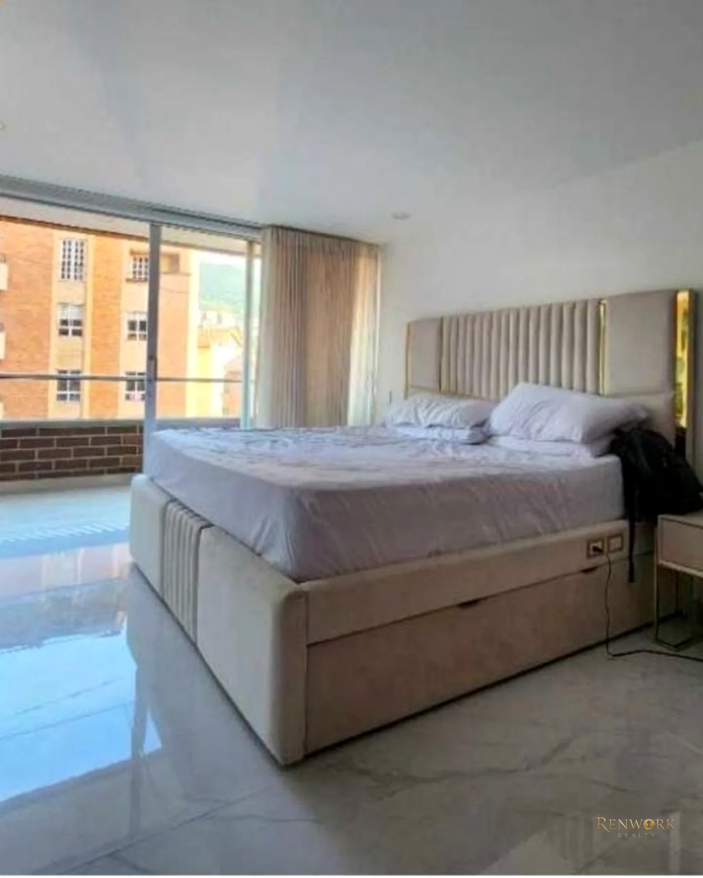 APARTAMENTO ENVIGADO CERCA AVENIDA EL POBLADO 165 METROS 1450 MILLONES · foto 5