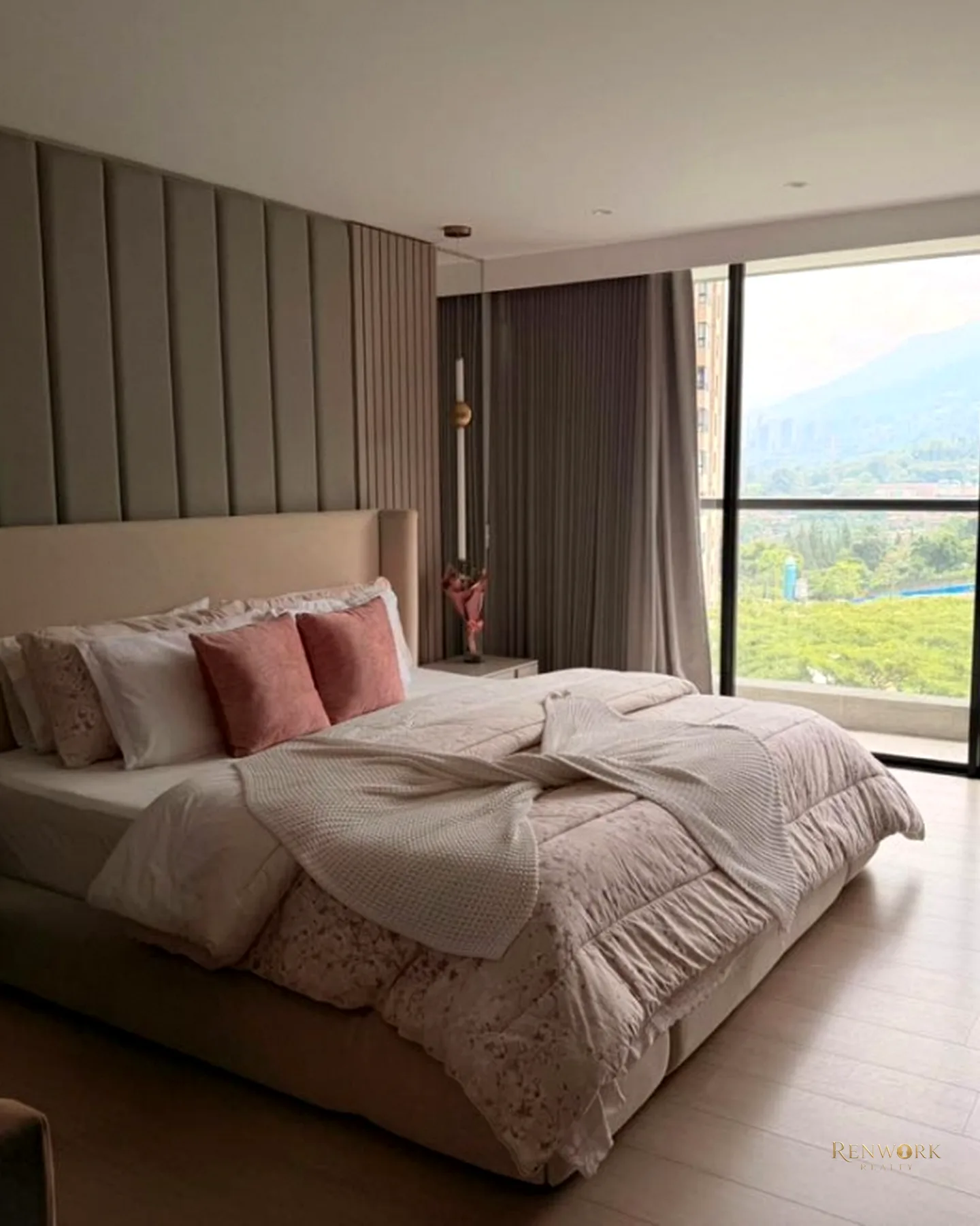 APARTAMENTO ENVIGADO/LAS BRUJAS/ 188MT2-3ALCOBAS-ESTUDIO-AMPLIO BALCÓN · foto 10