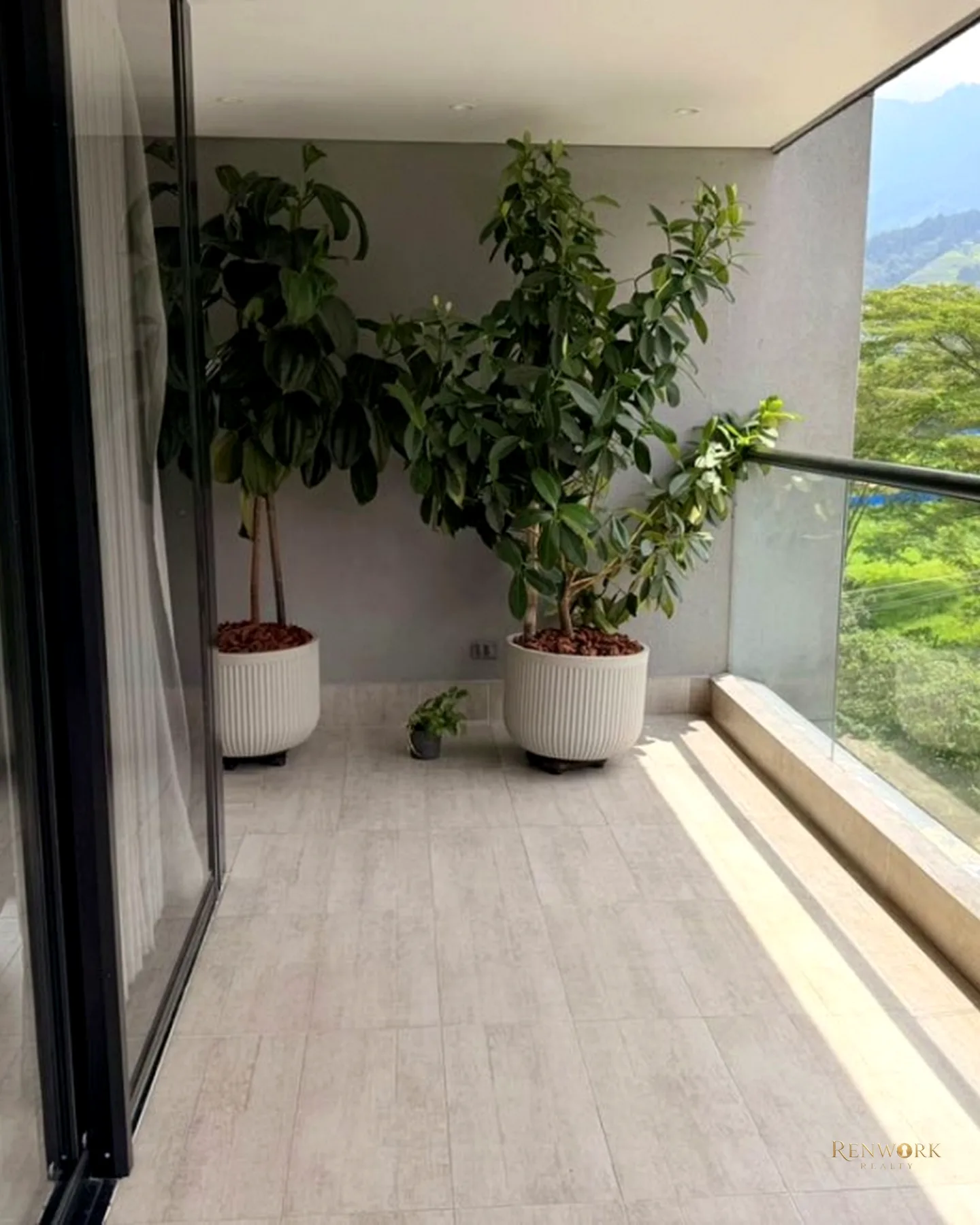 APARTAMENTO ENVIGADO/LAS BRUJAS/ 188MT2-3ALCOBAS-ESTUDIO-AMPLIO BALCÓN · foto 11