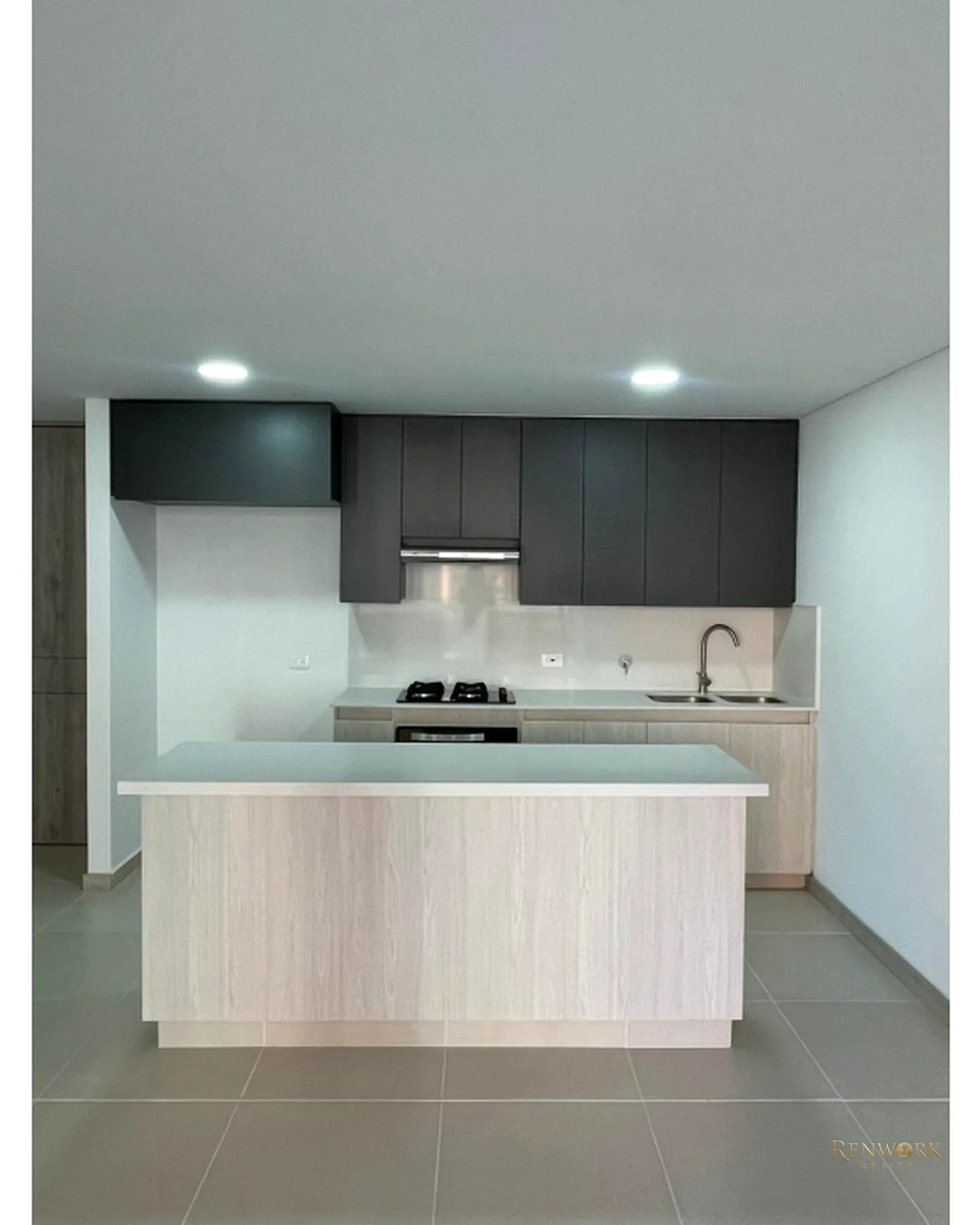APARTAMENTO ENVIGADO NUEVO SECTOR LOMA LOS MESA TERRAZA · foto 4