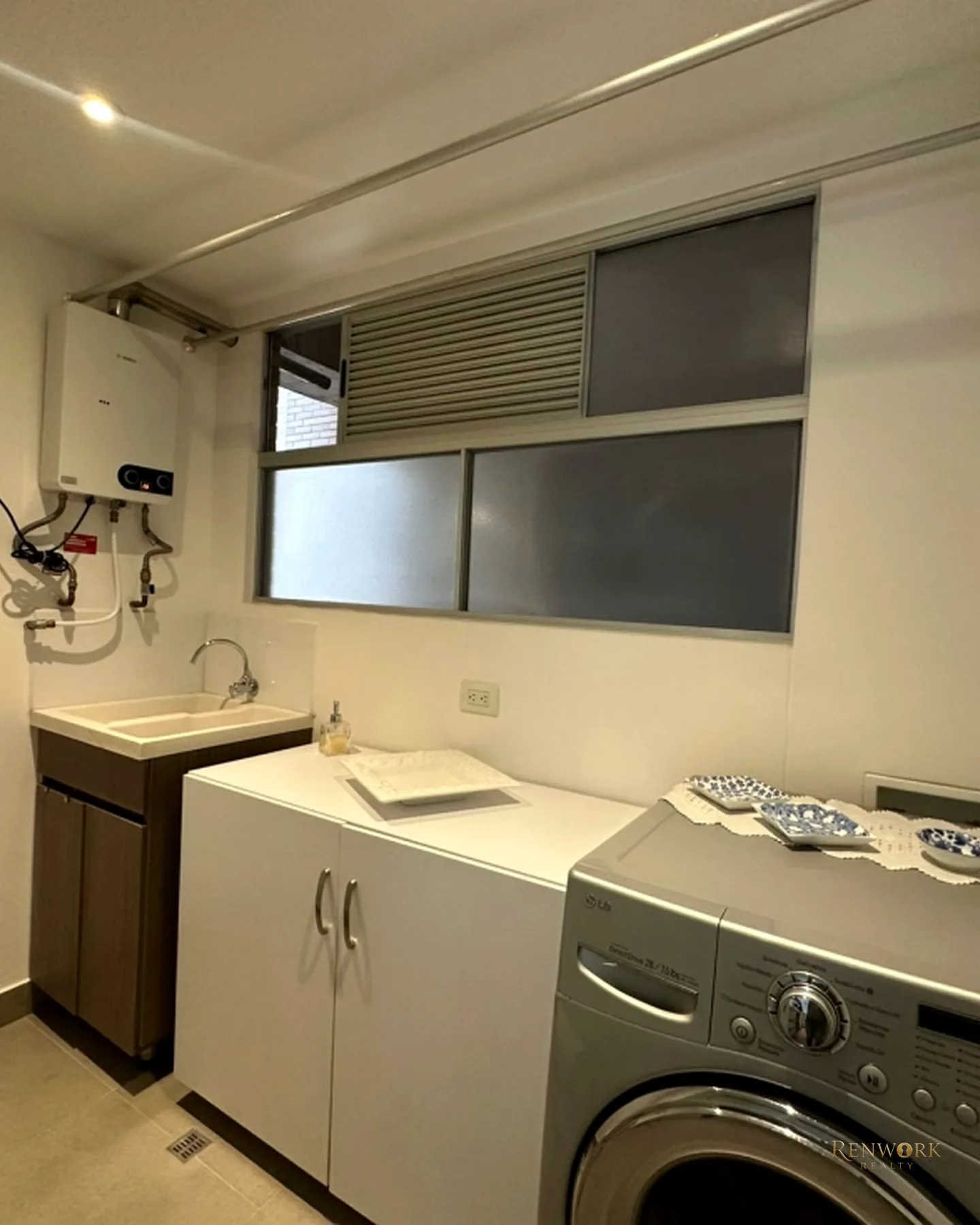 APARTAMENTO ENVIGADO SECTOR OTRAPARTE MODERNO ILUMINACION NATURAL · foto 14