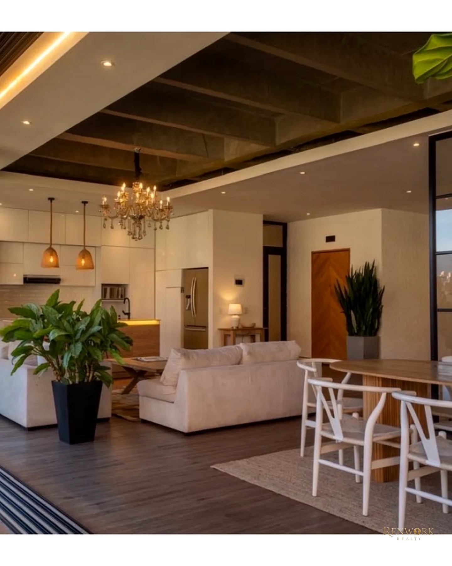 APARTAMENTO EXCLUSIVO EN POBLADO · foto 2