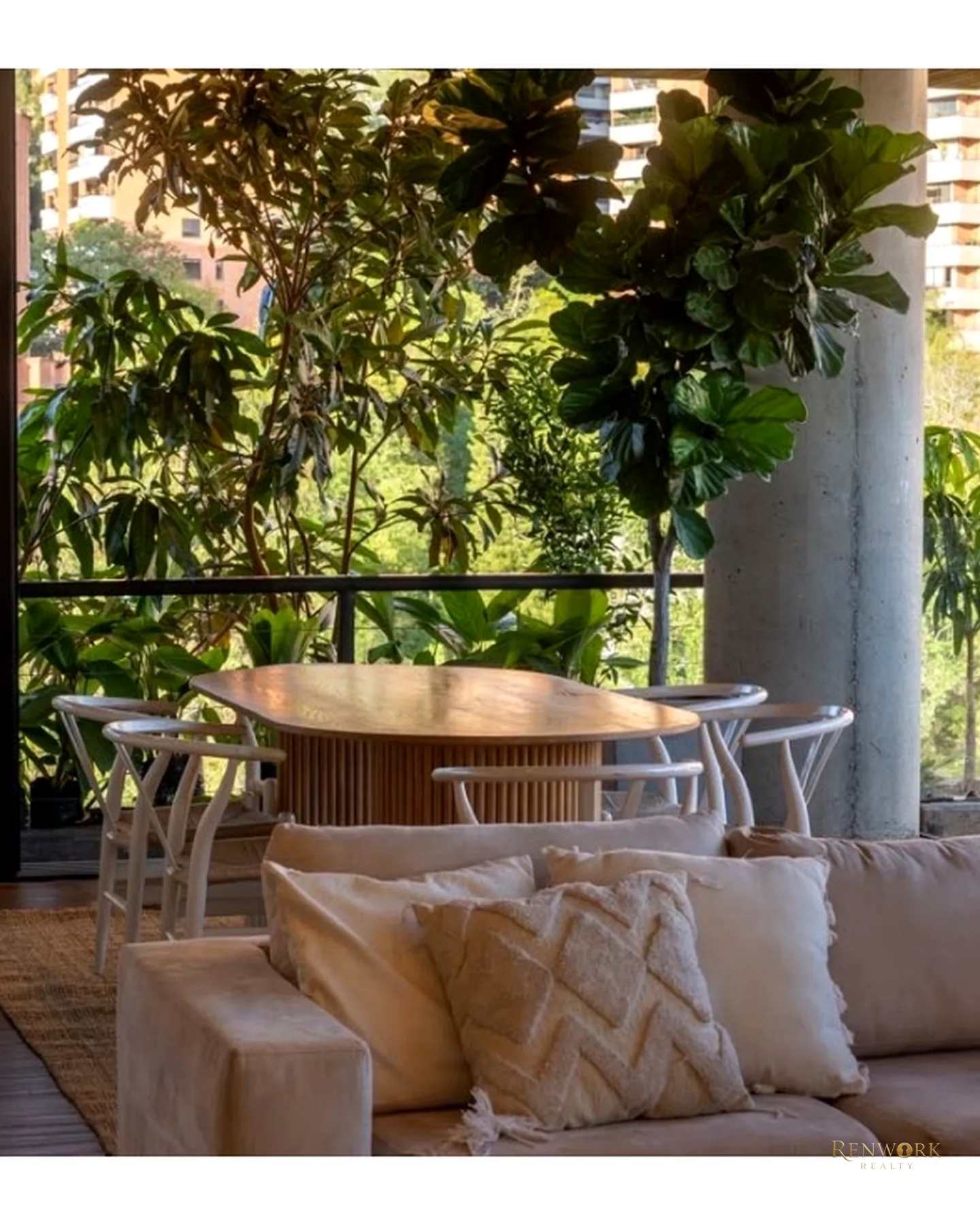 APARTAMENTO EXCLUSIVO EN POBLADO · foto 4