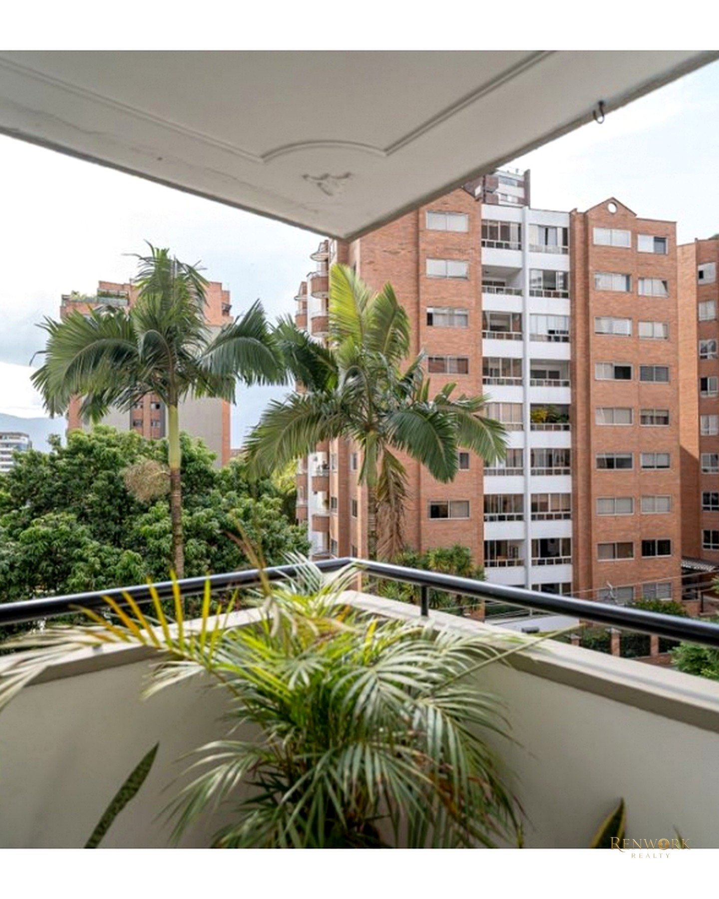APARTAMENTO EXCLUSIVO EN VENTA – CASTROPOL, POBLADO · foto 9