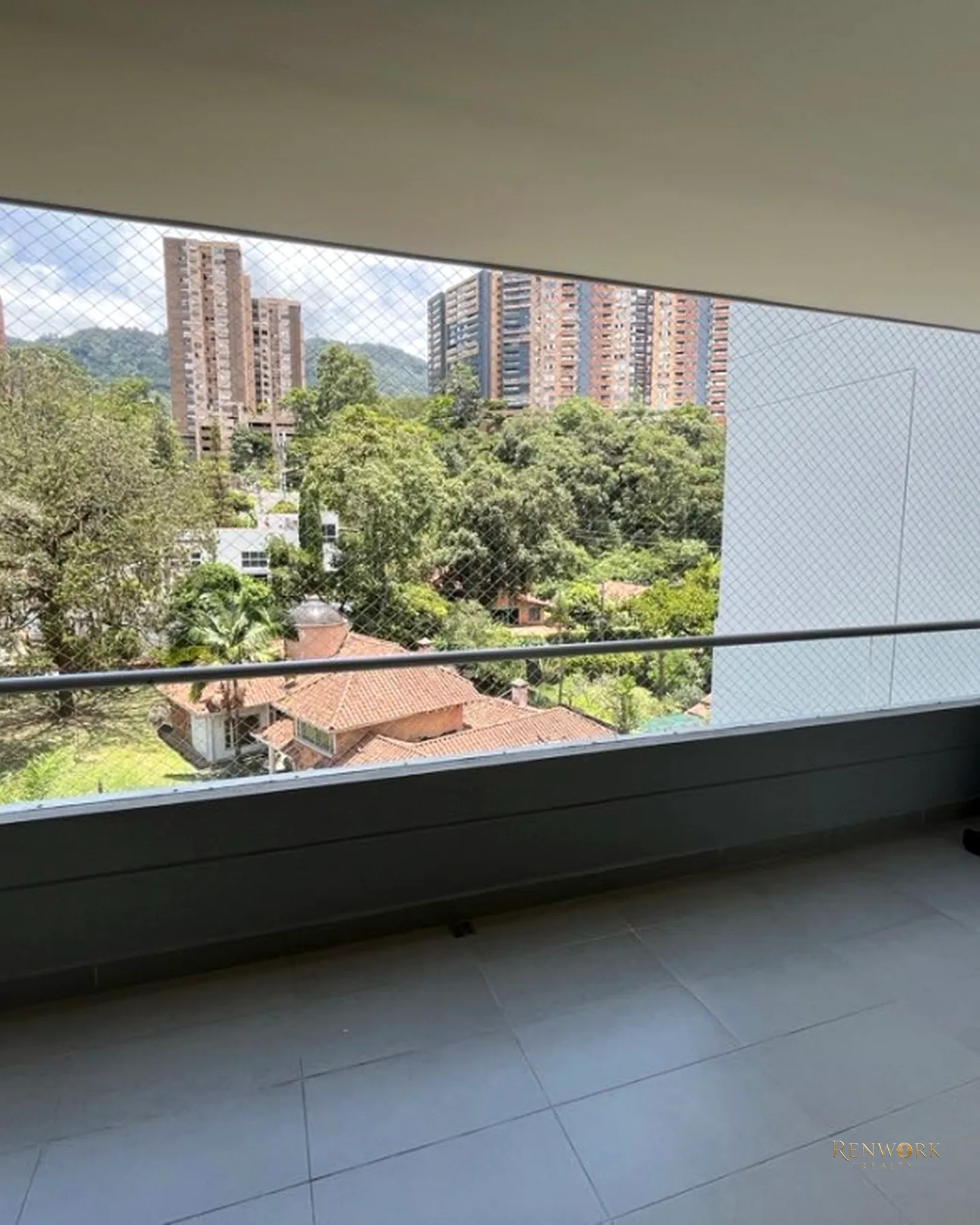 APARTAMENTO LOMA DE BRUJAS 148MT2/ 3 ALCOBAS CON BAÑO +SERVICIO/ VISTA · foto 16