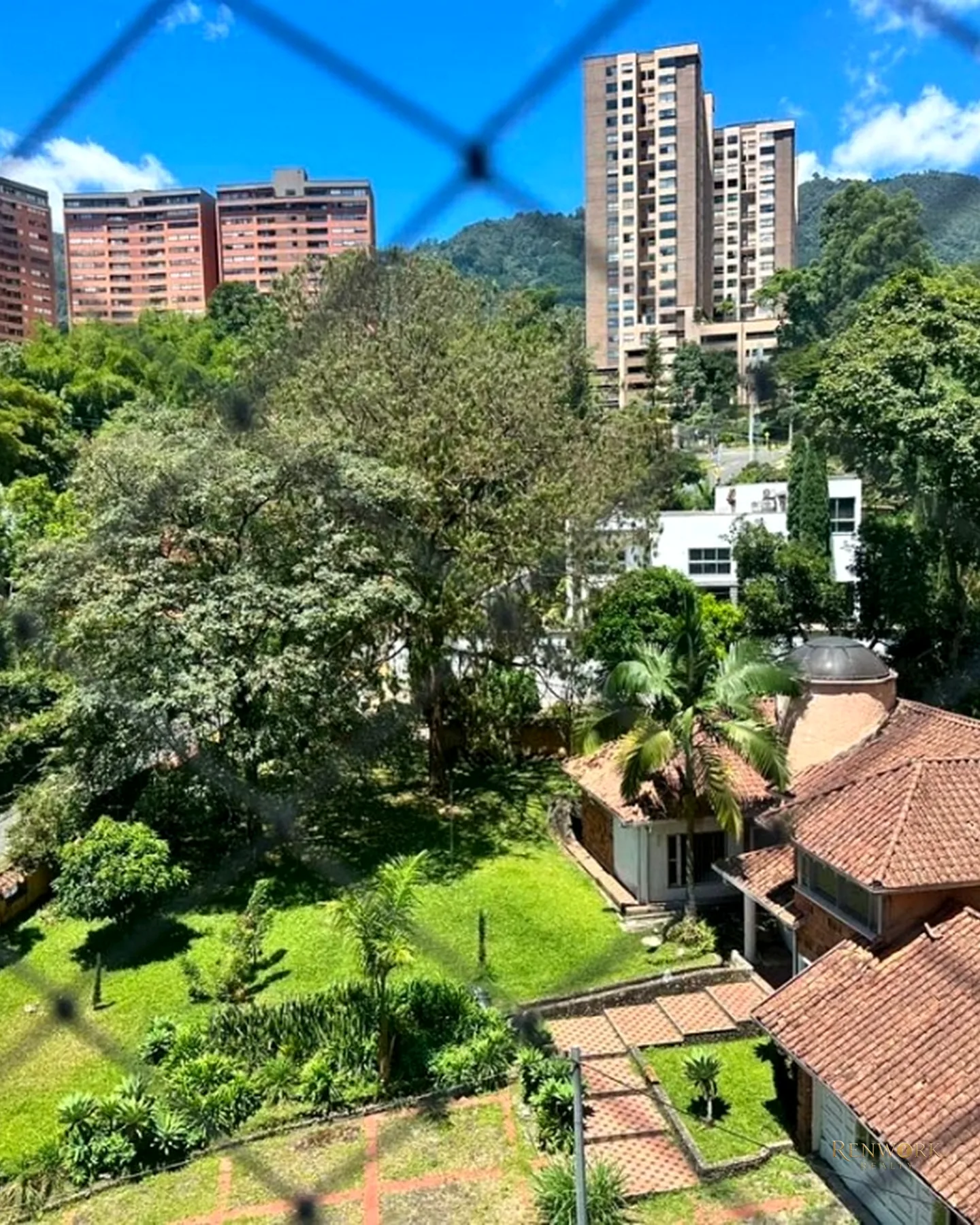 APARTAMENTO LOMA DE BRUJAS 148MT2/ 3 ALCOBAS CON BAÑO +SERVICIO/ VISTA · foto 17