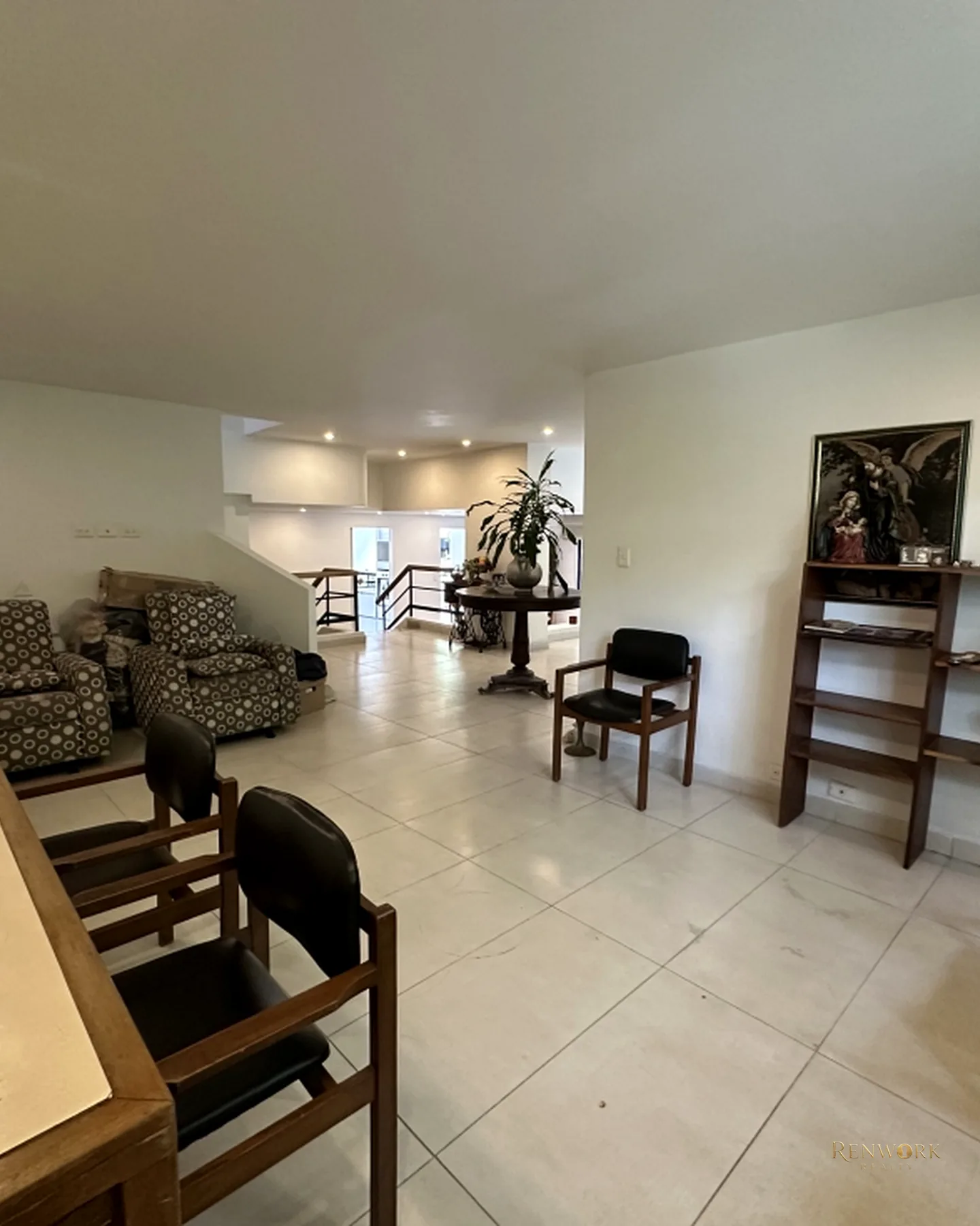 APARTAMENTO LOMA DEL TESORO CON POTENCIAL DE REFORMA, UNIDAD COMPLETA · foto 2