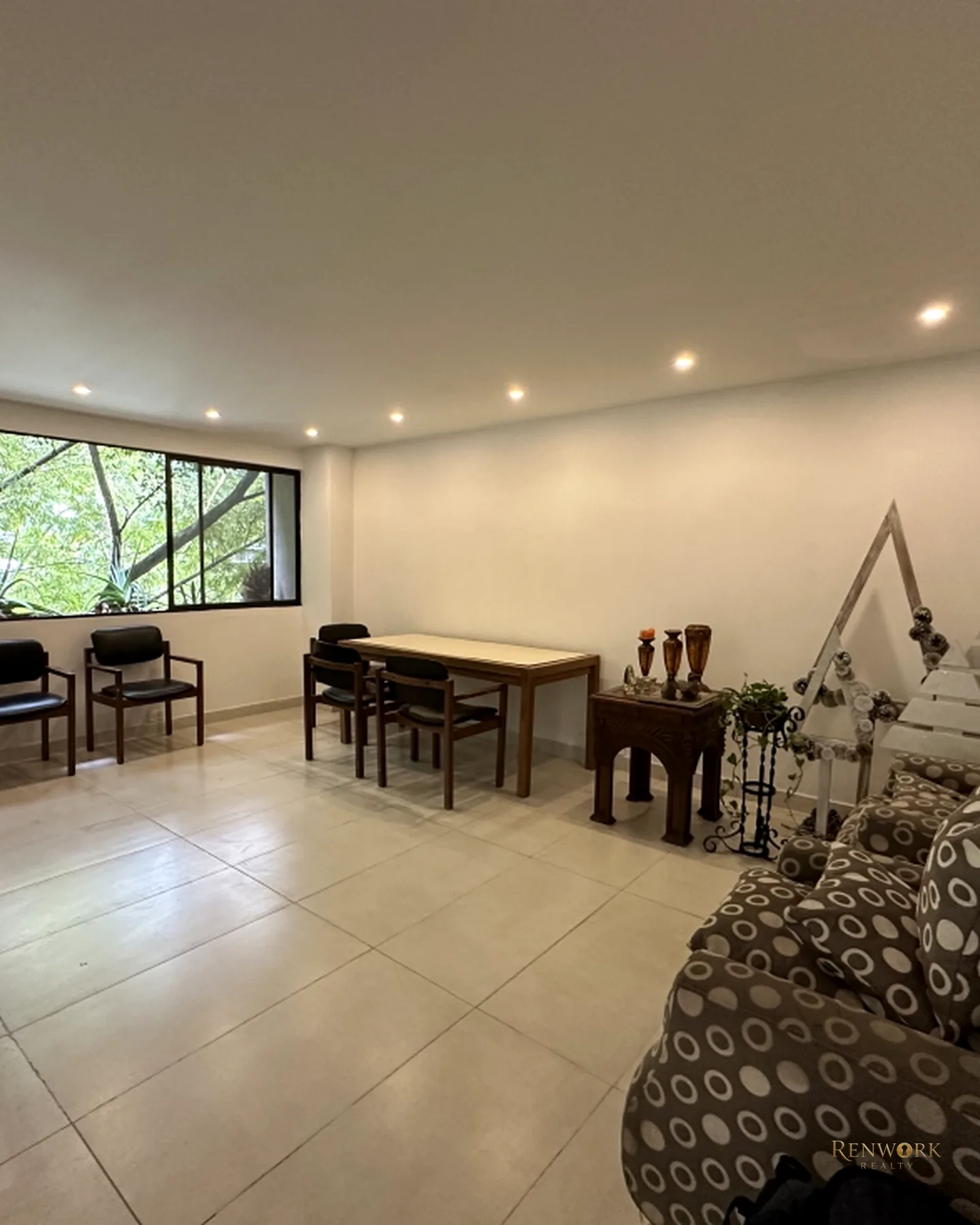 APARTAMENTO LOMA DEL TESORO CON POTENCIAL DE REFORMA, UNIDAD COMPLETA · foto 7