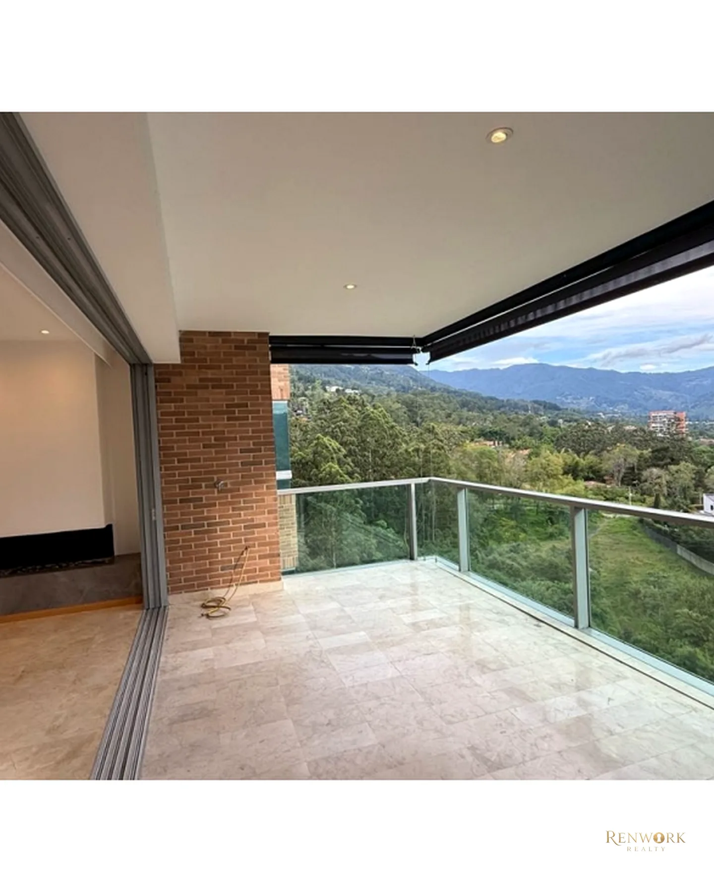 APARTAMENTO LOS BALSOS | 245 M² | GRAN BALCÓN TIPO TERRAZA · foto 6