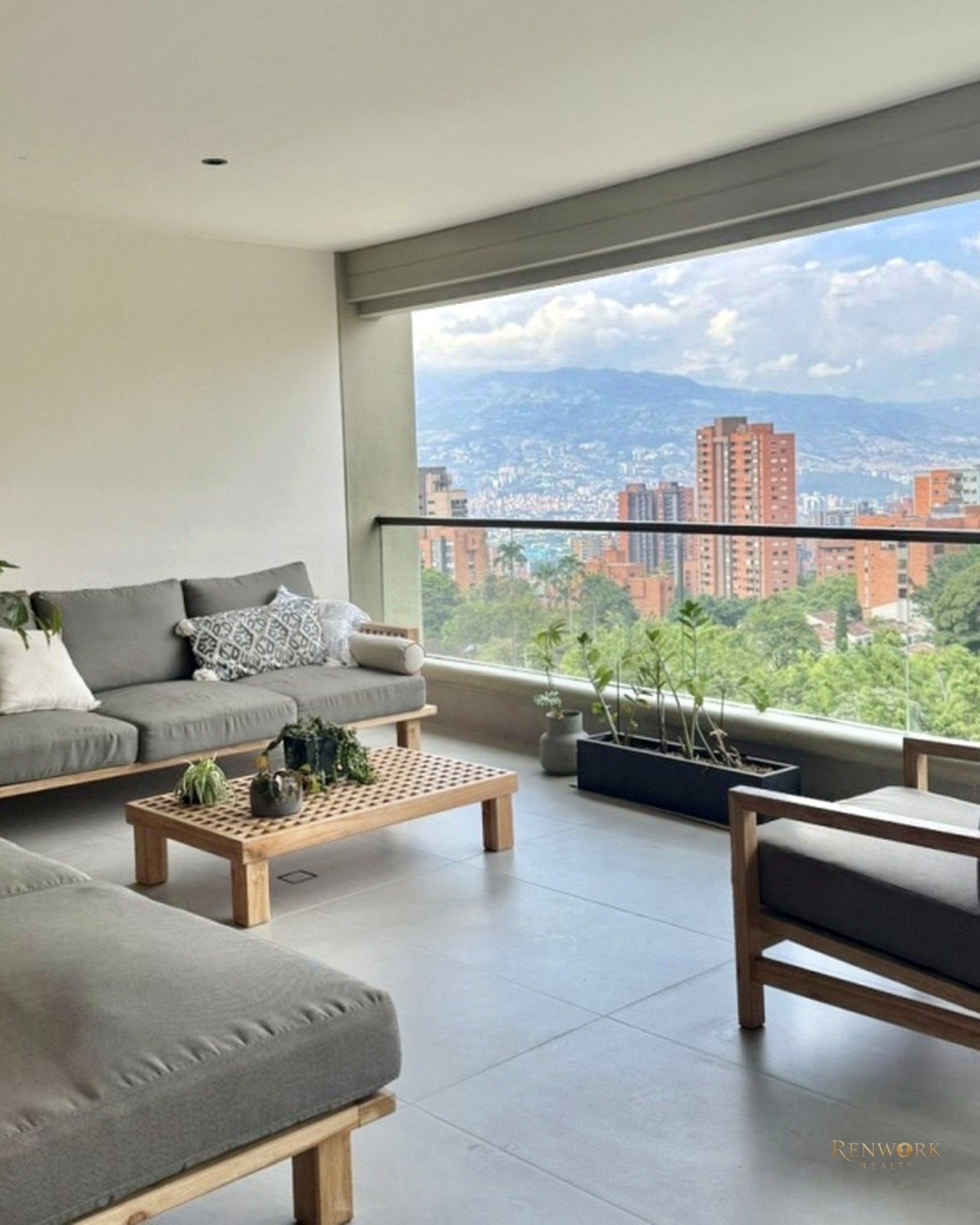 Vista de APARTAMENTO LOS BALSOS REMODELADO, 4 ALCOBAS CON BAÑO